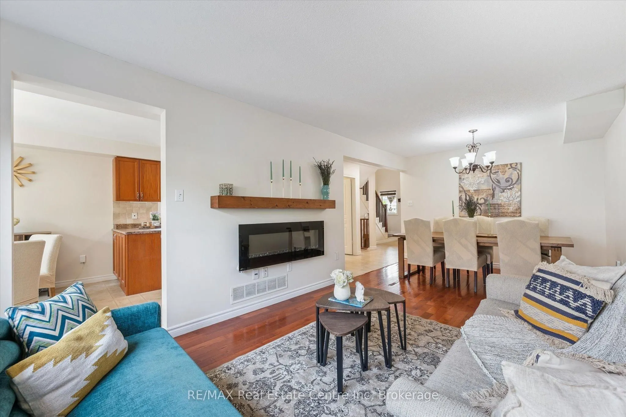 24 WILKIE Crescent