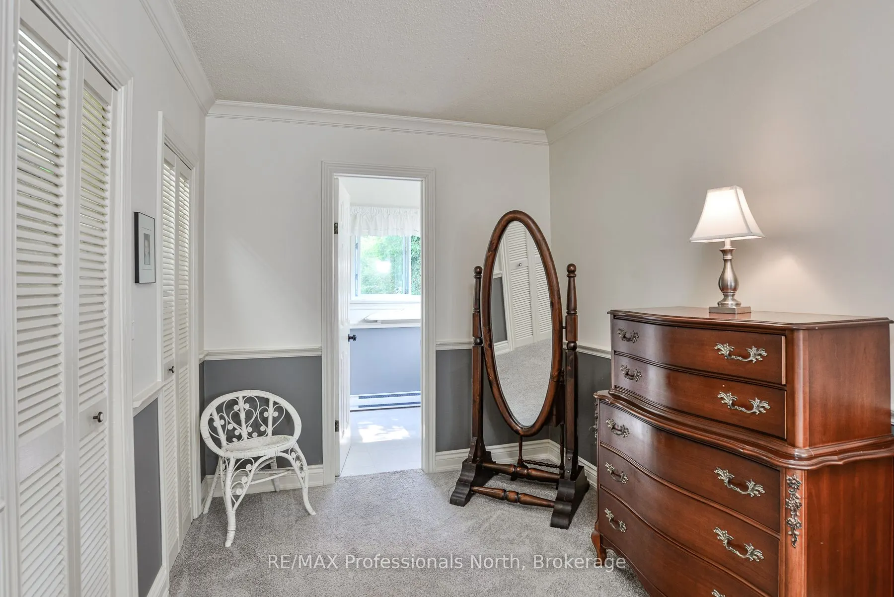 33 Woodchester Avenue