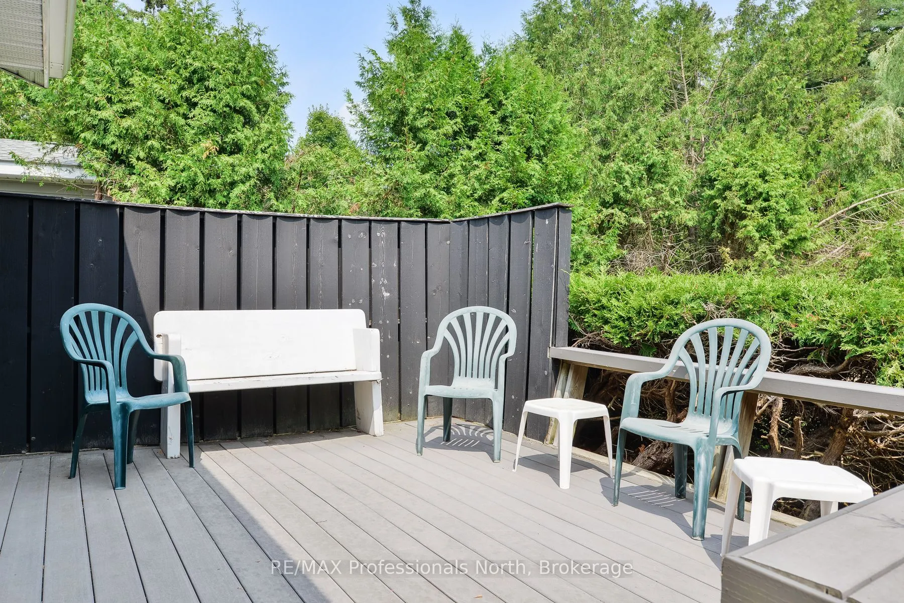 33 Woodchester Avenue