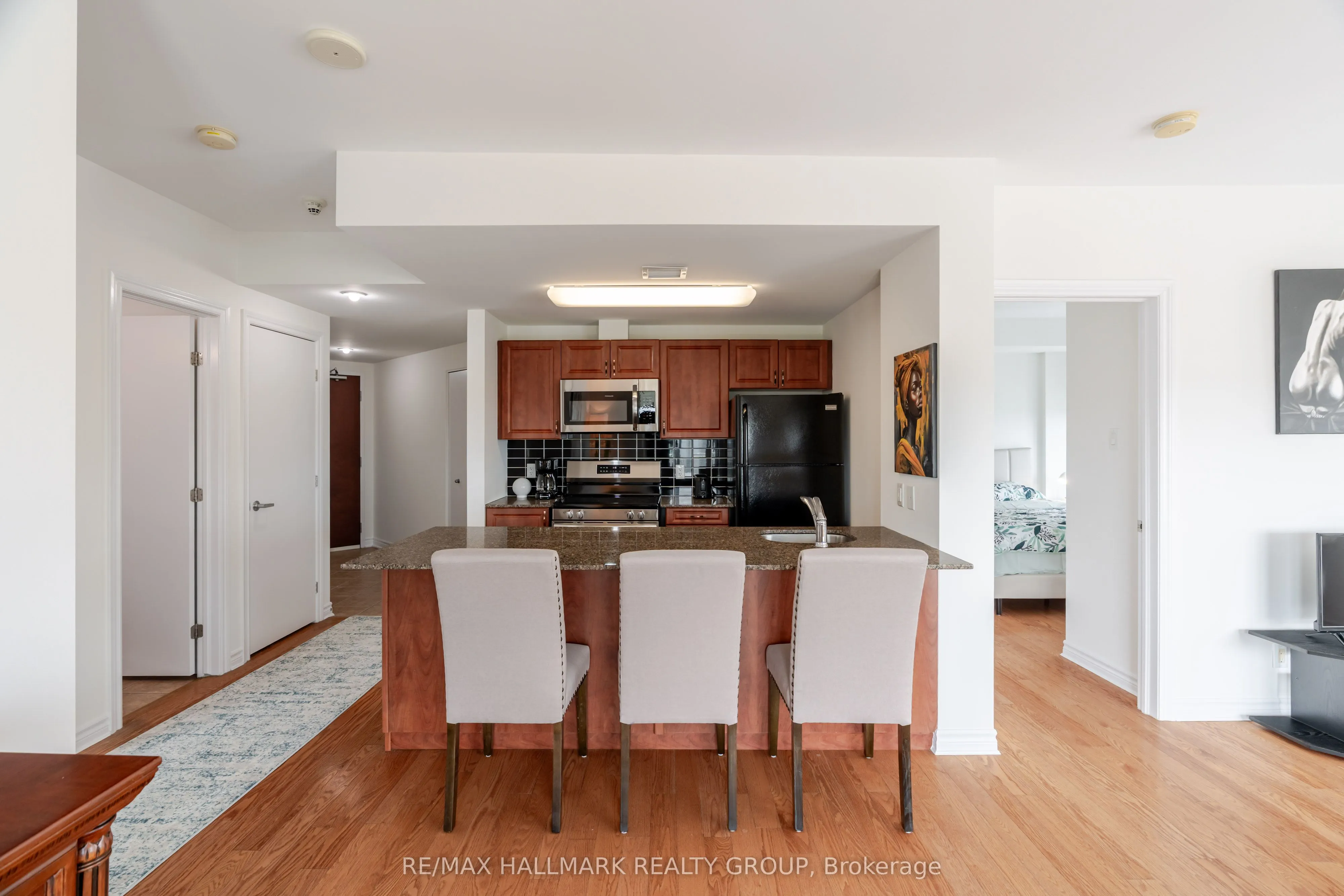 234 Rideau Street, #1907