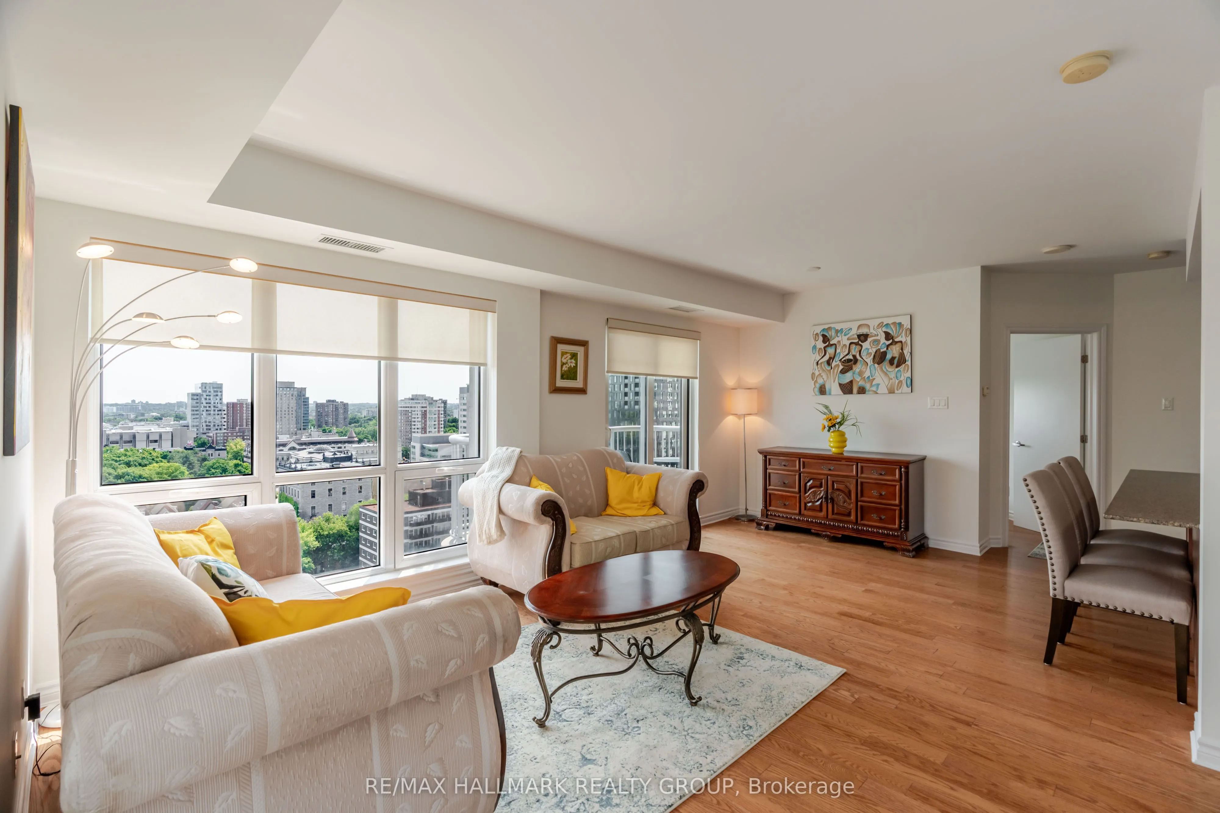 234 Rideau Street, #1907