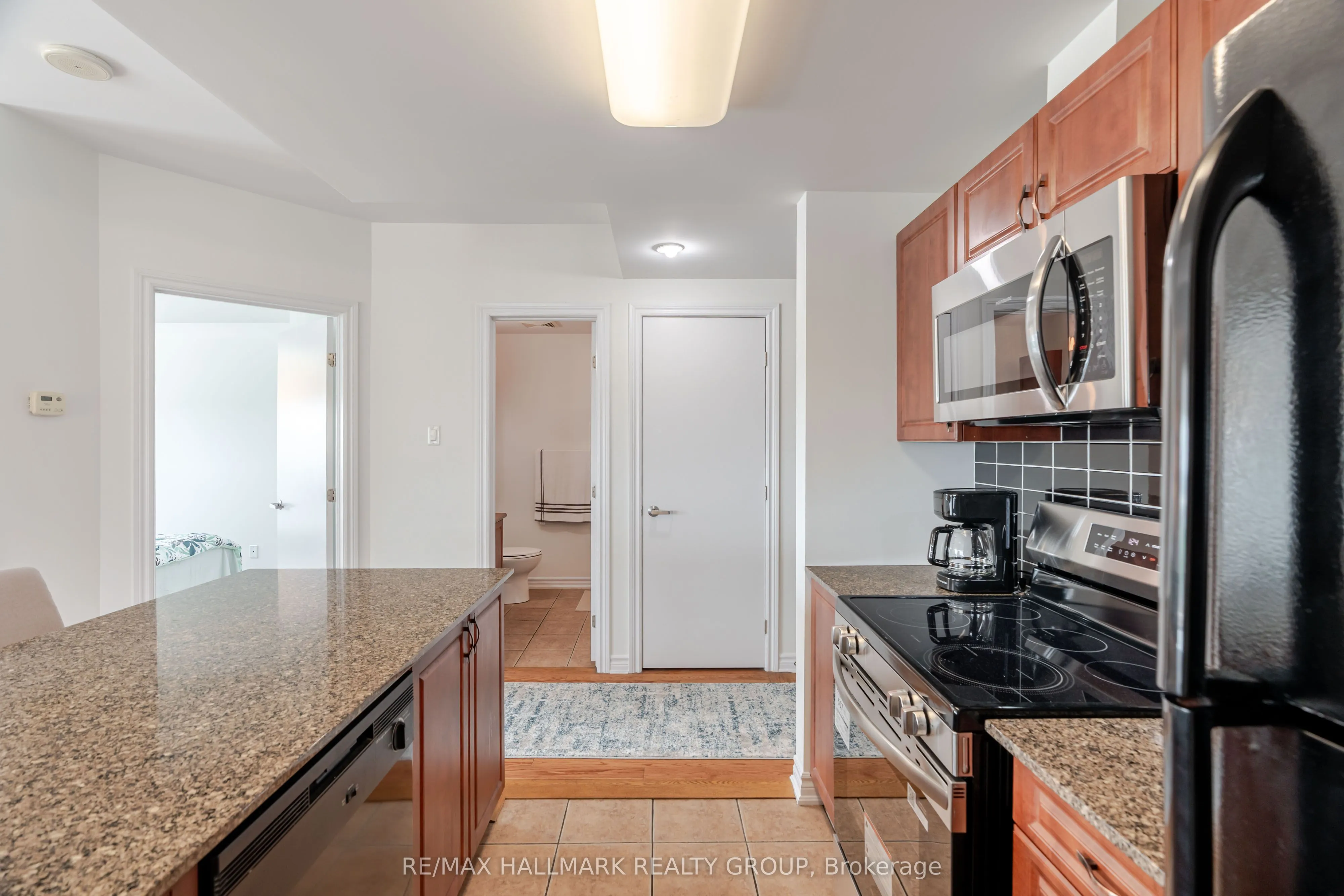 234 Rideau Street, #1907