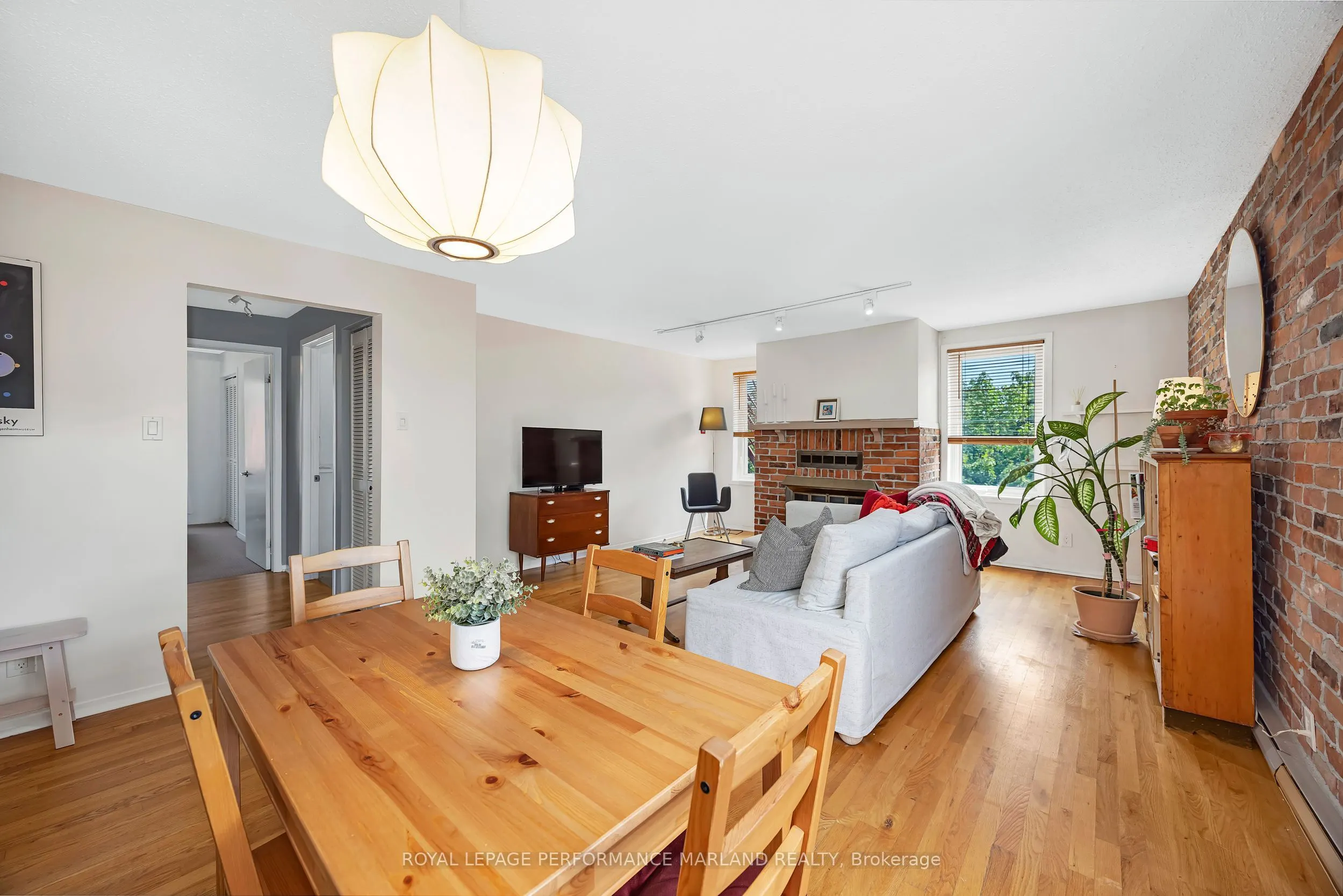 244 Charlotte Street, #8