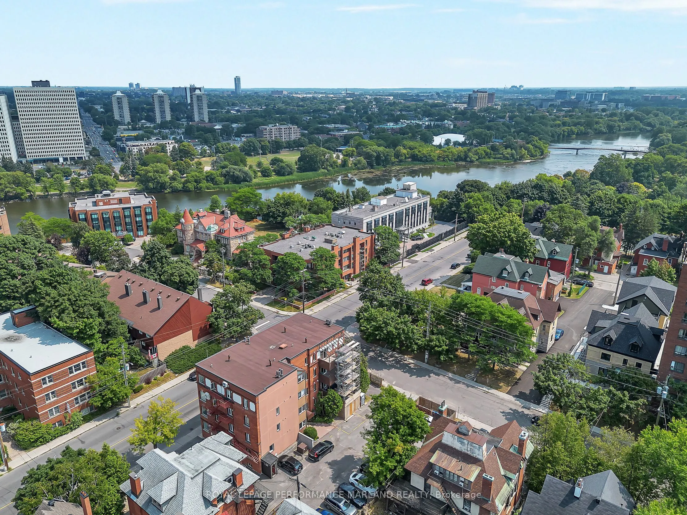 244 Charlotte Street, #8