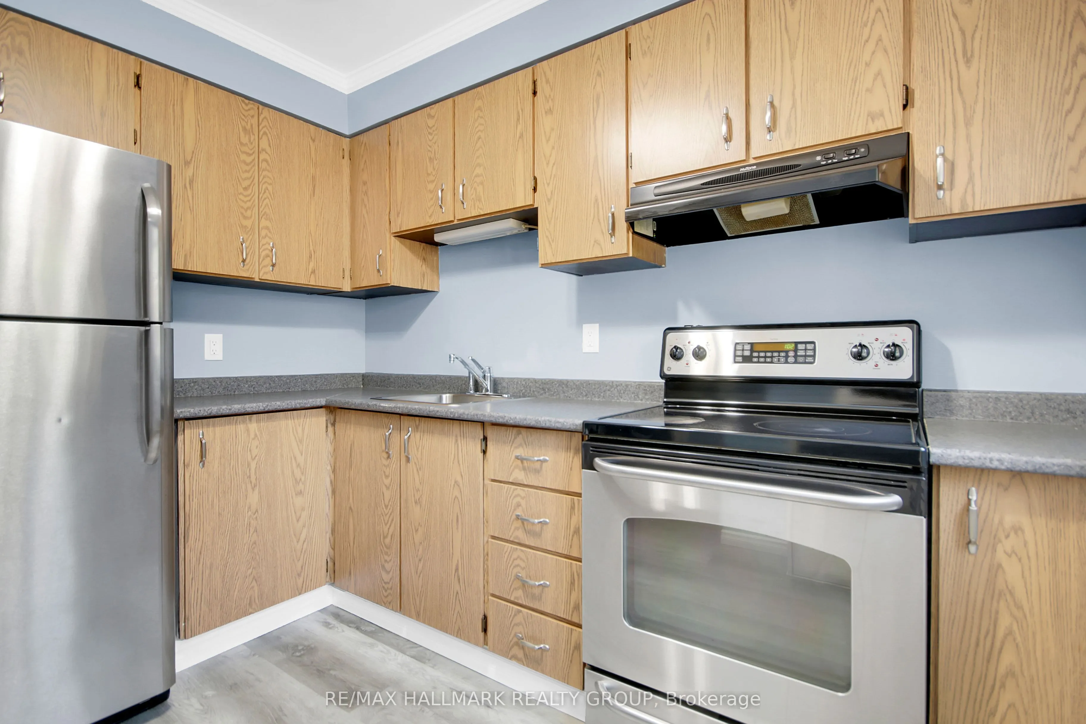 2570 SOUTHVALE Crescent, #113