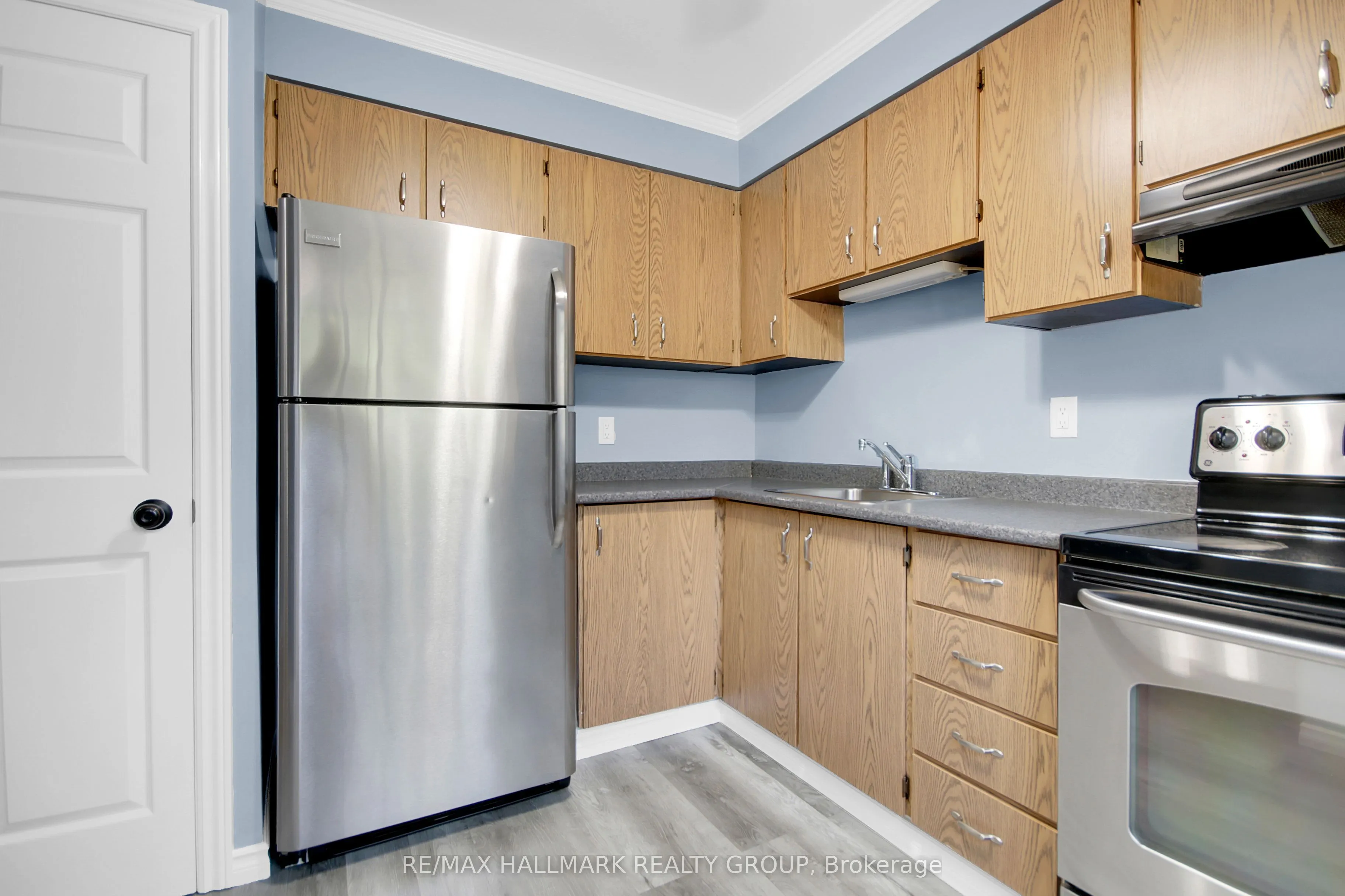 2570 SOUTHVALE Crescent, #113