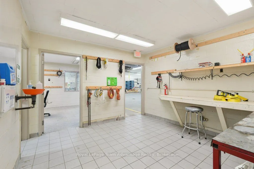 32 James Bay Junction Road