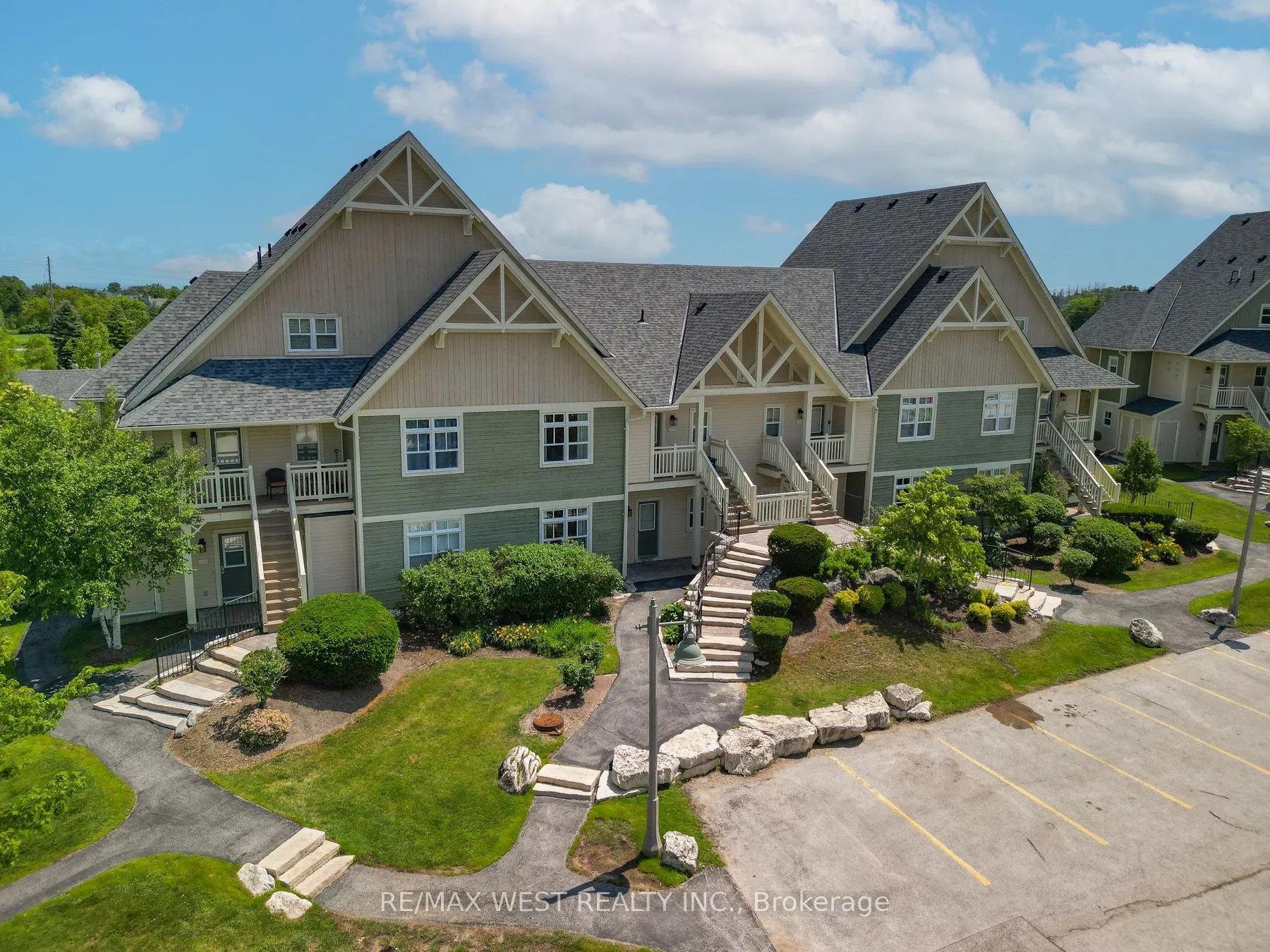 125 Fairway Court, #117