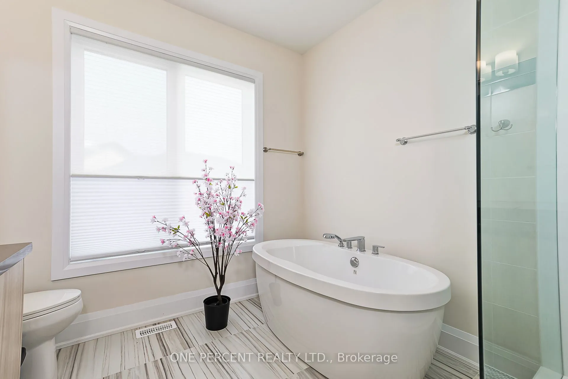 114 Cattail Crescent