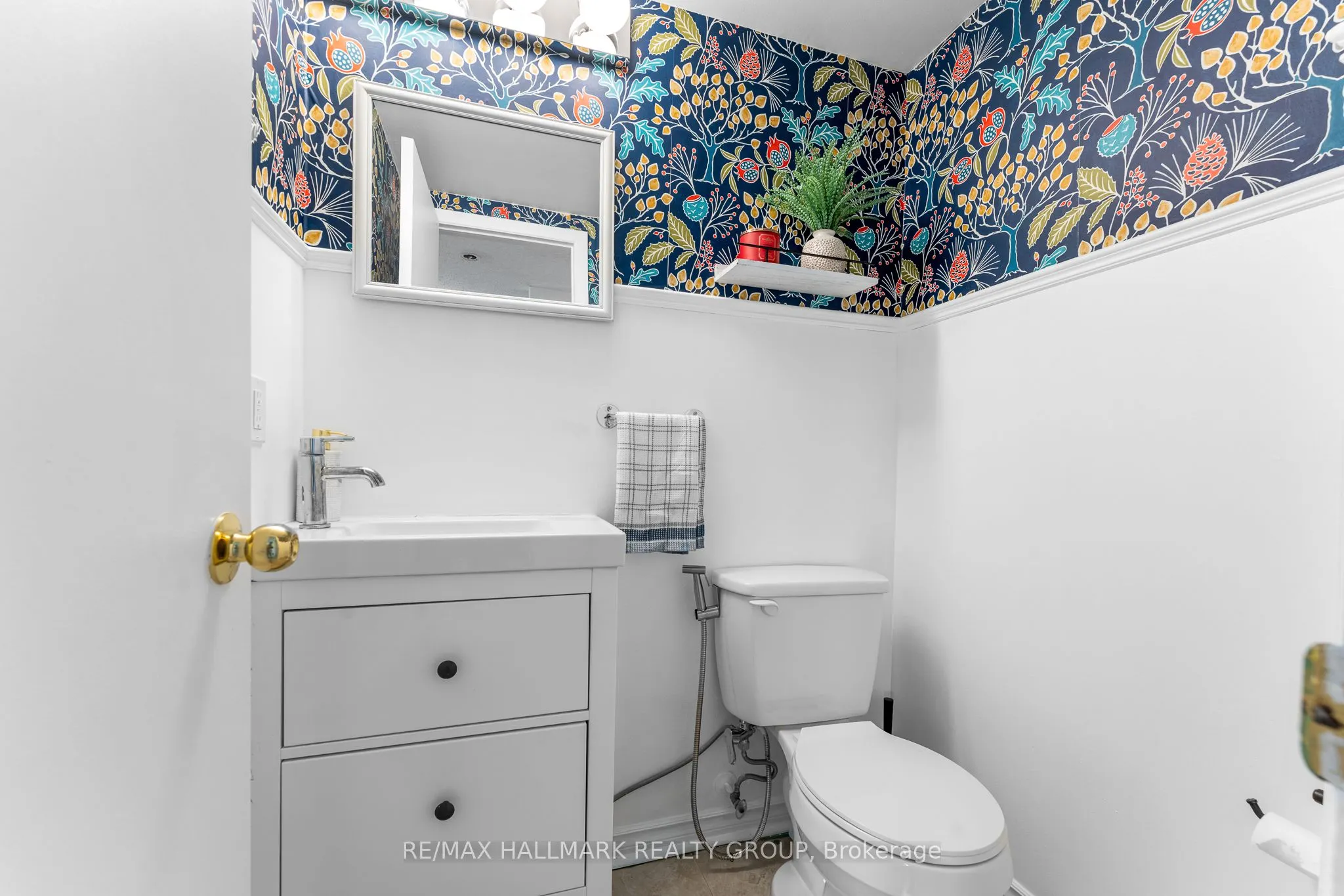 5732 Andrasi Crescent, #D