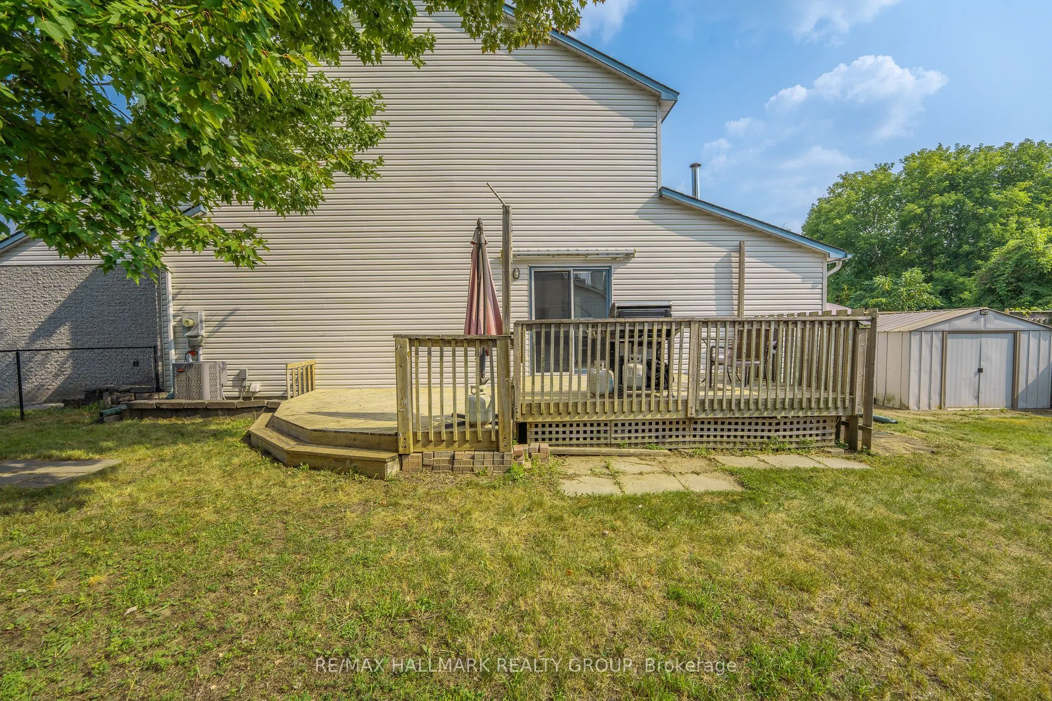 5732 Andrasi Crescent, #D