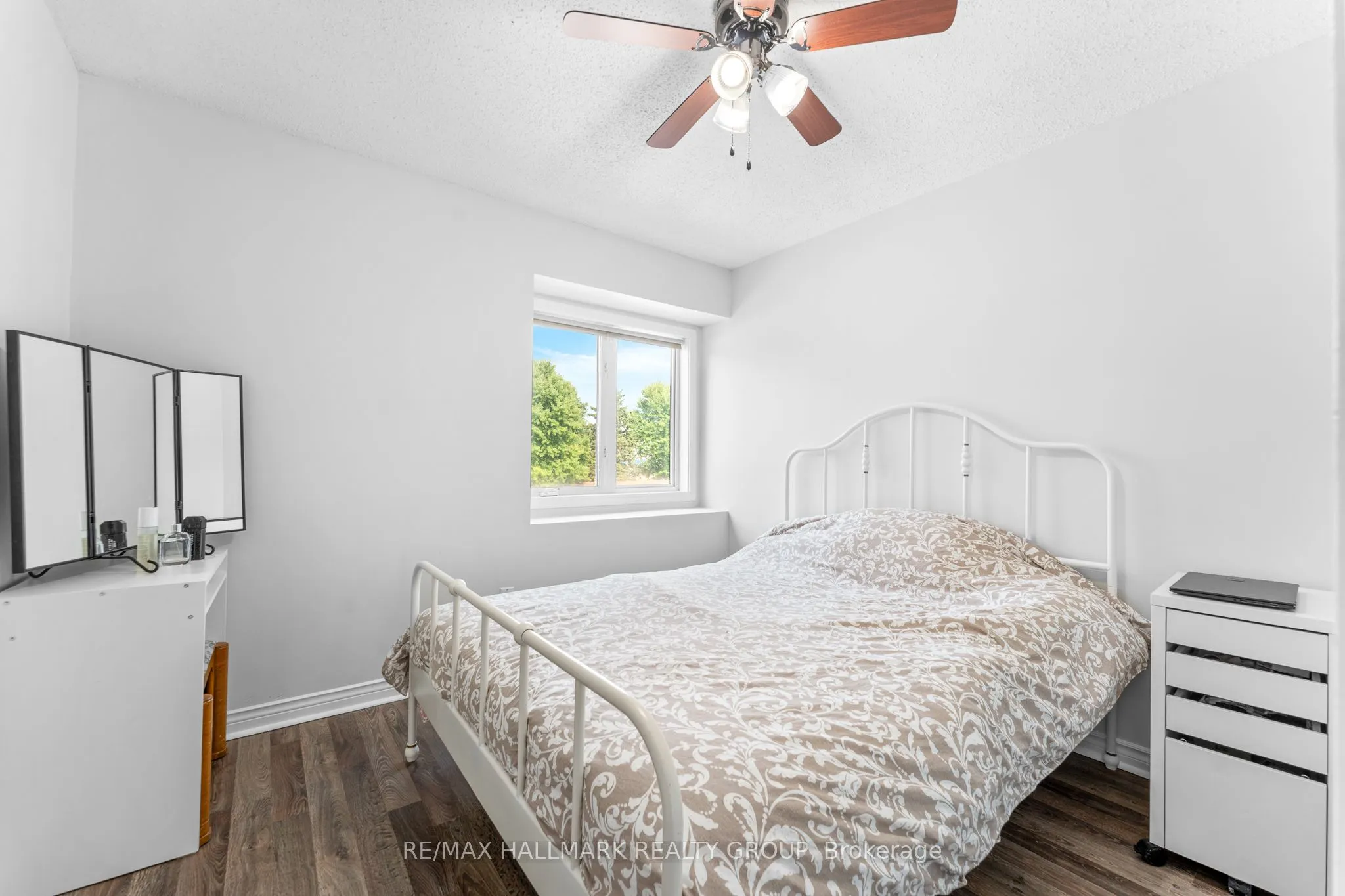 5732 Andrasi Crescent, #D