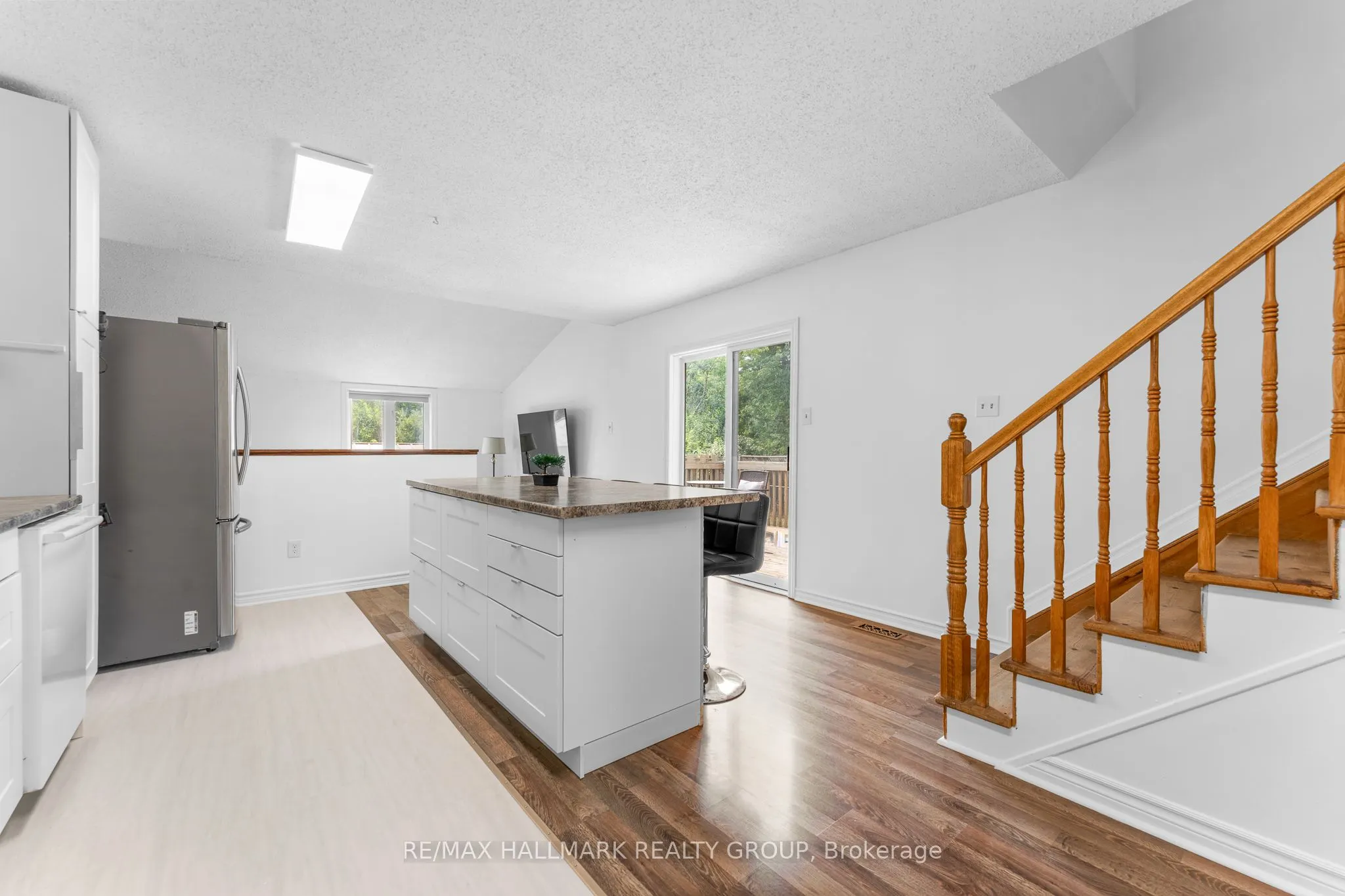 5732 Andrasi Crescent, #D