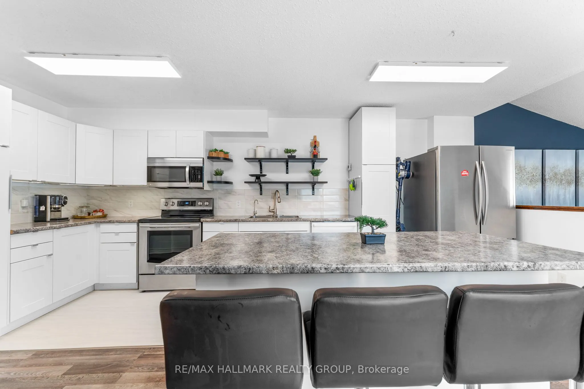5732 Andrasi Crescent, #D