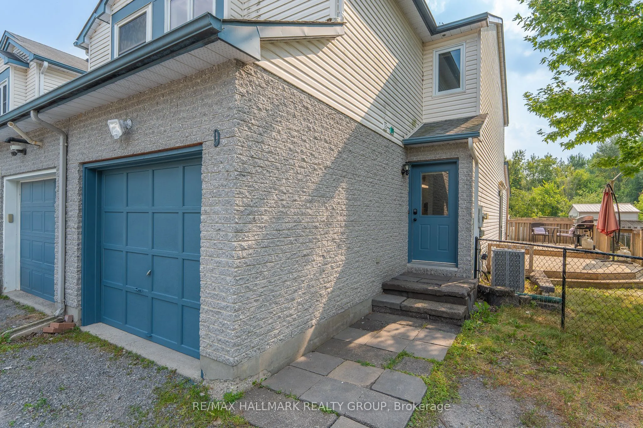 5732 Andrasi Crescent, #D