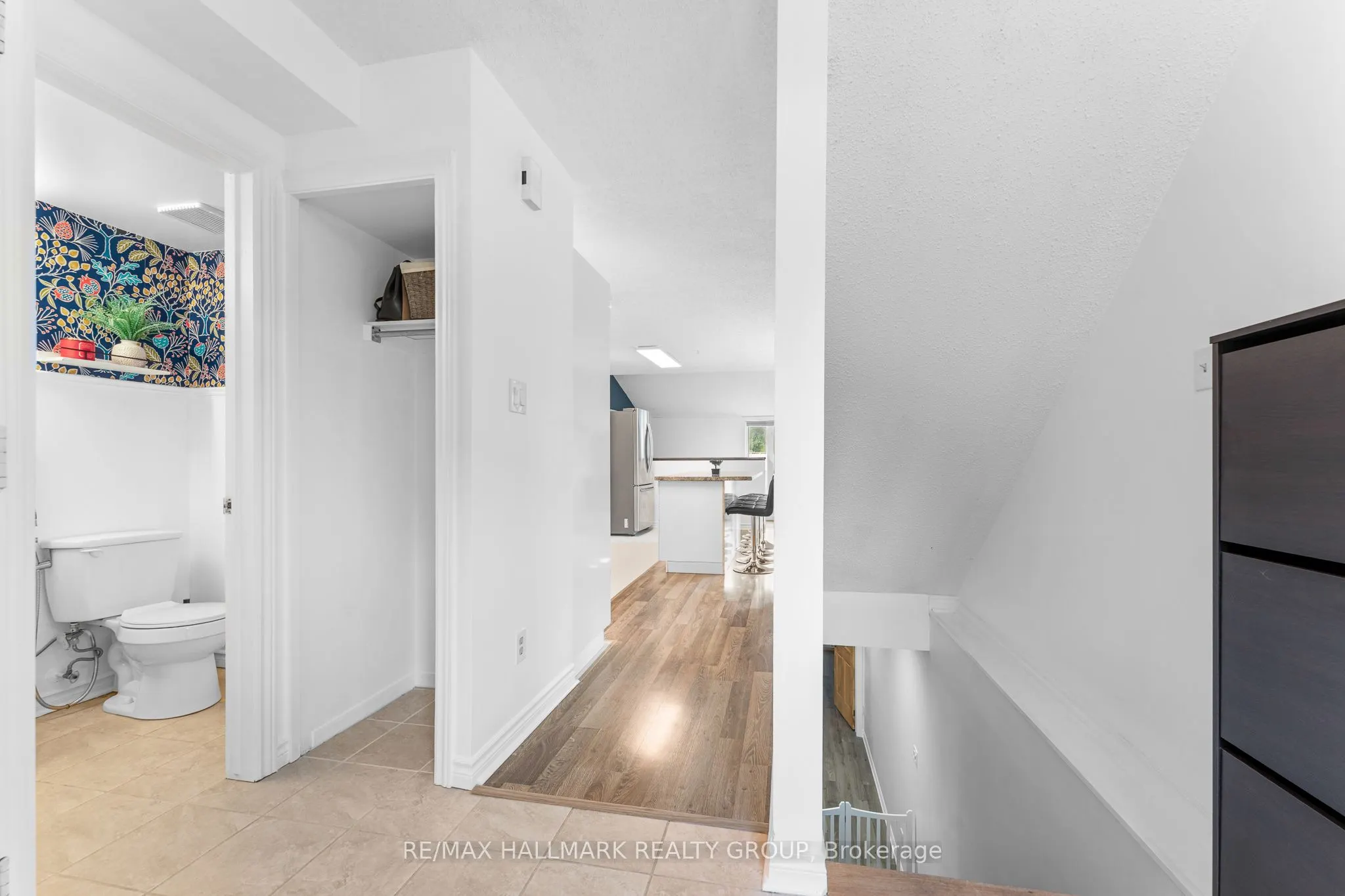 5732 Andrasi Crescent, #D
