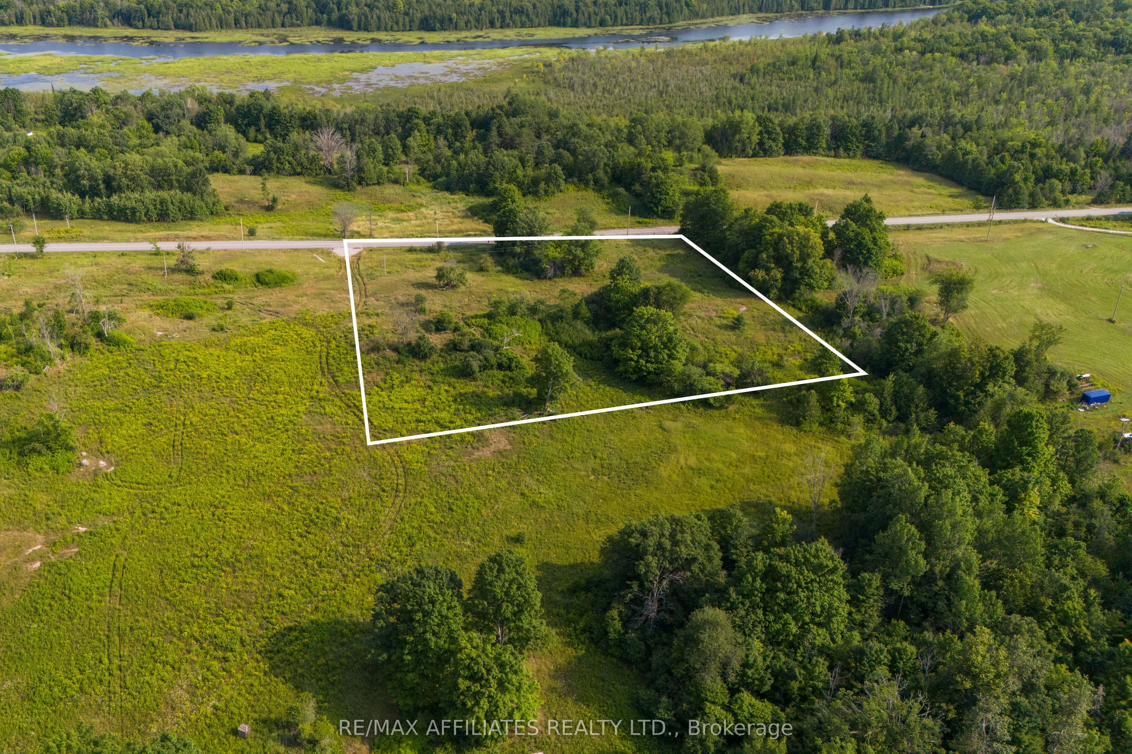 816 Bennett Lake Road