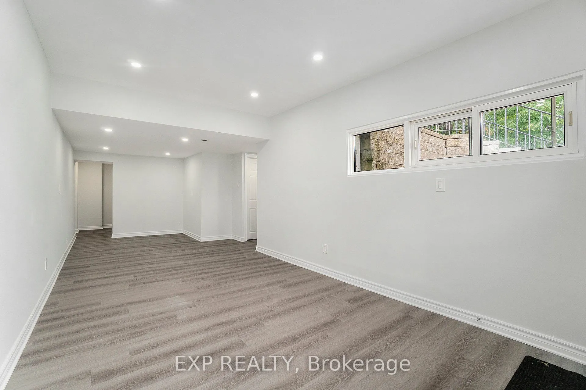 3854 Prince Of Wales Drive