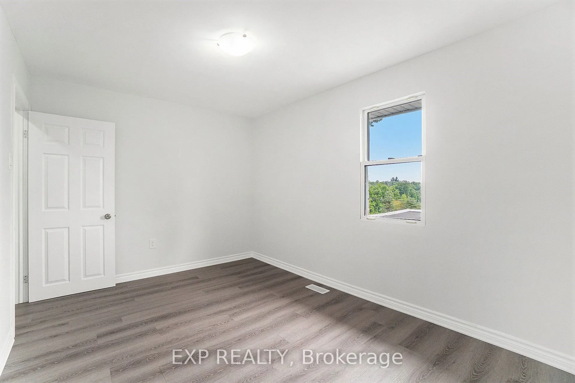 3854 Prince Of Wales Drive