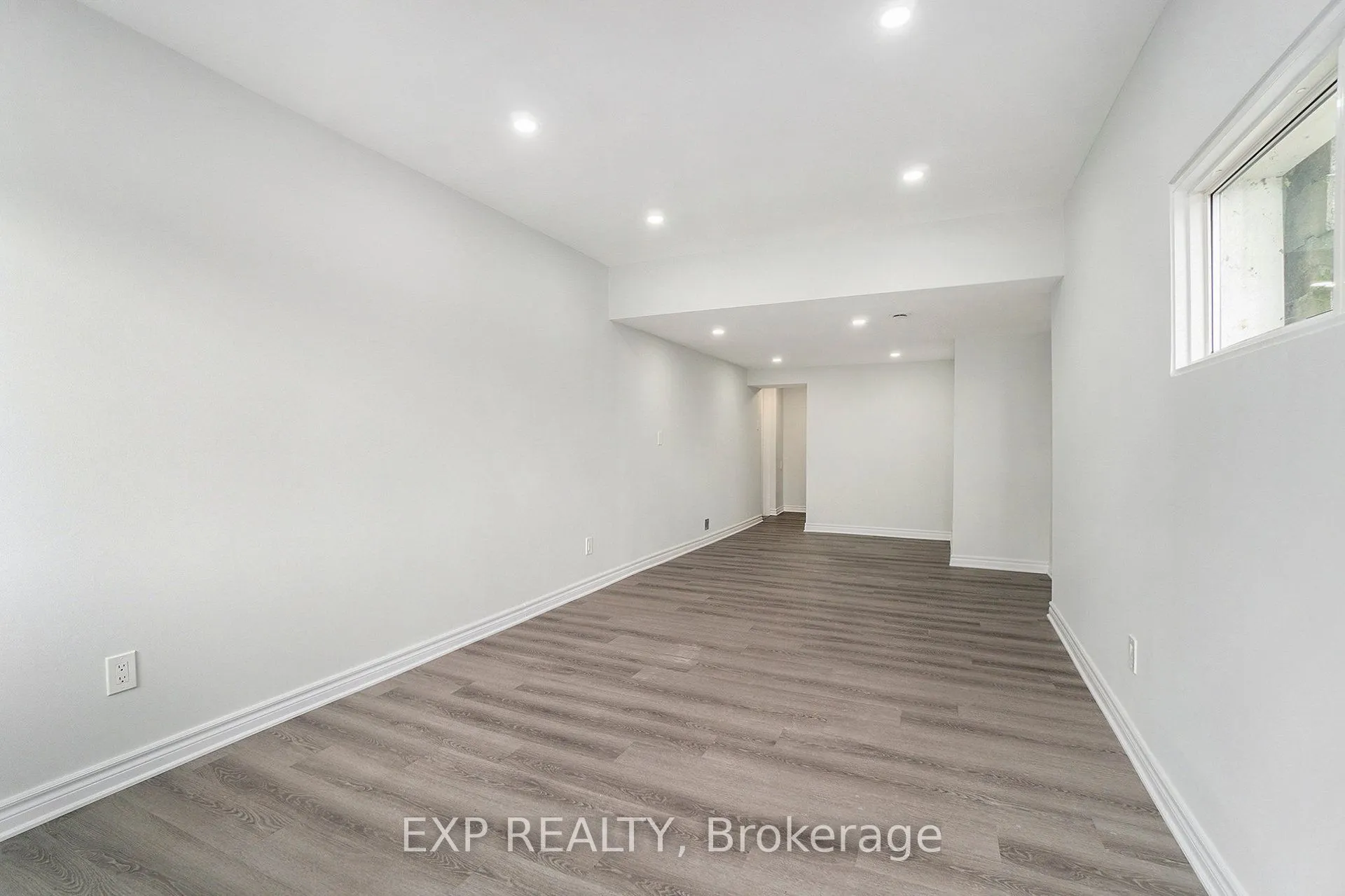 3854 Prince Of Wales Drive
