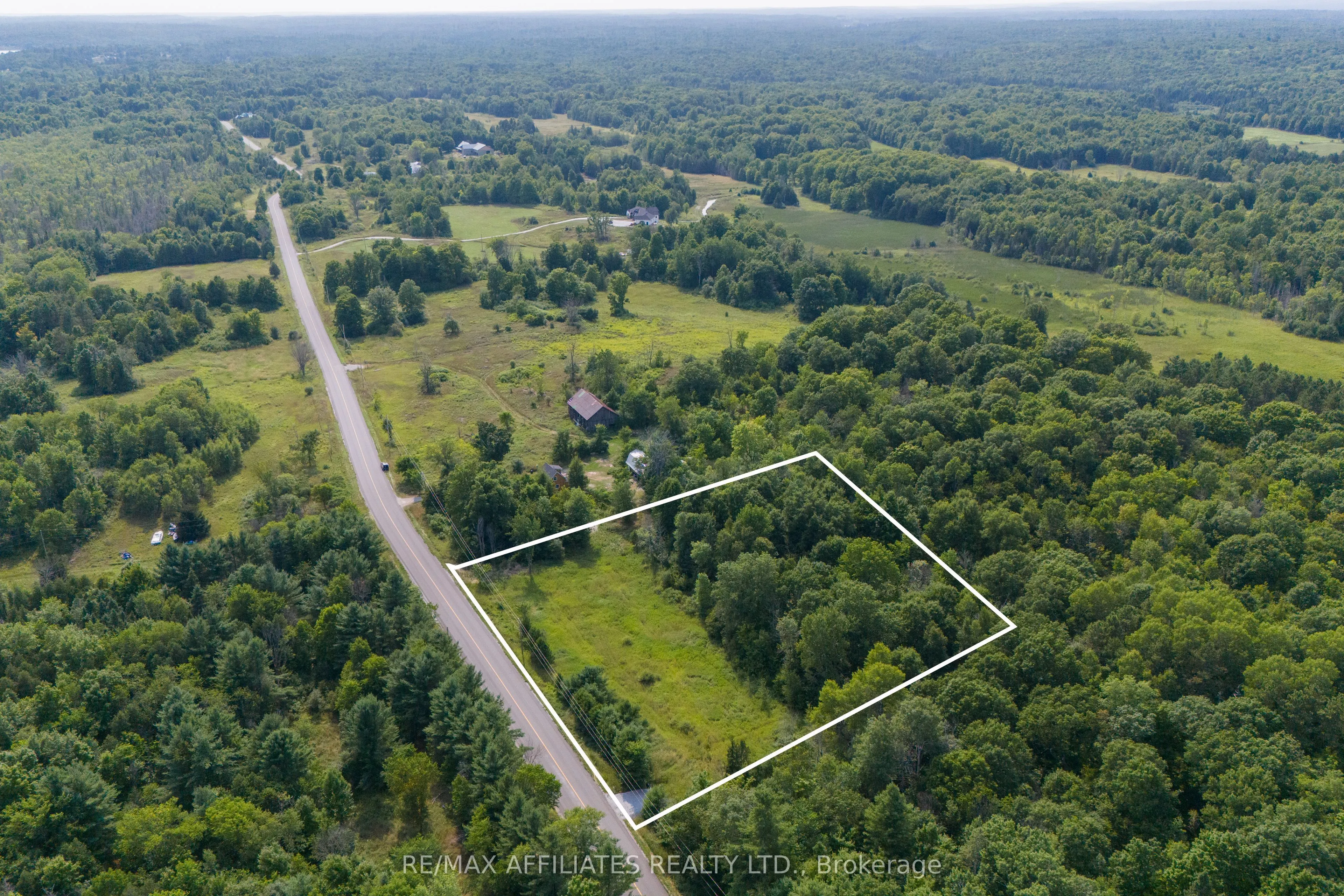 752 Bennett Lake Road
