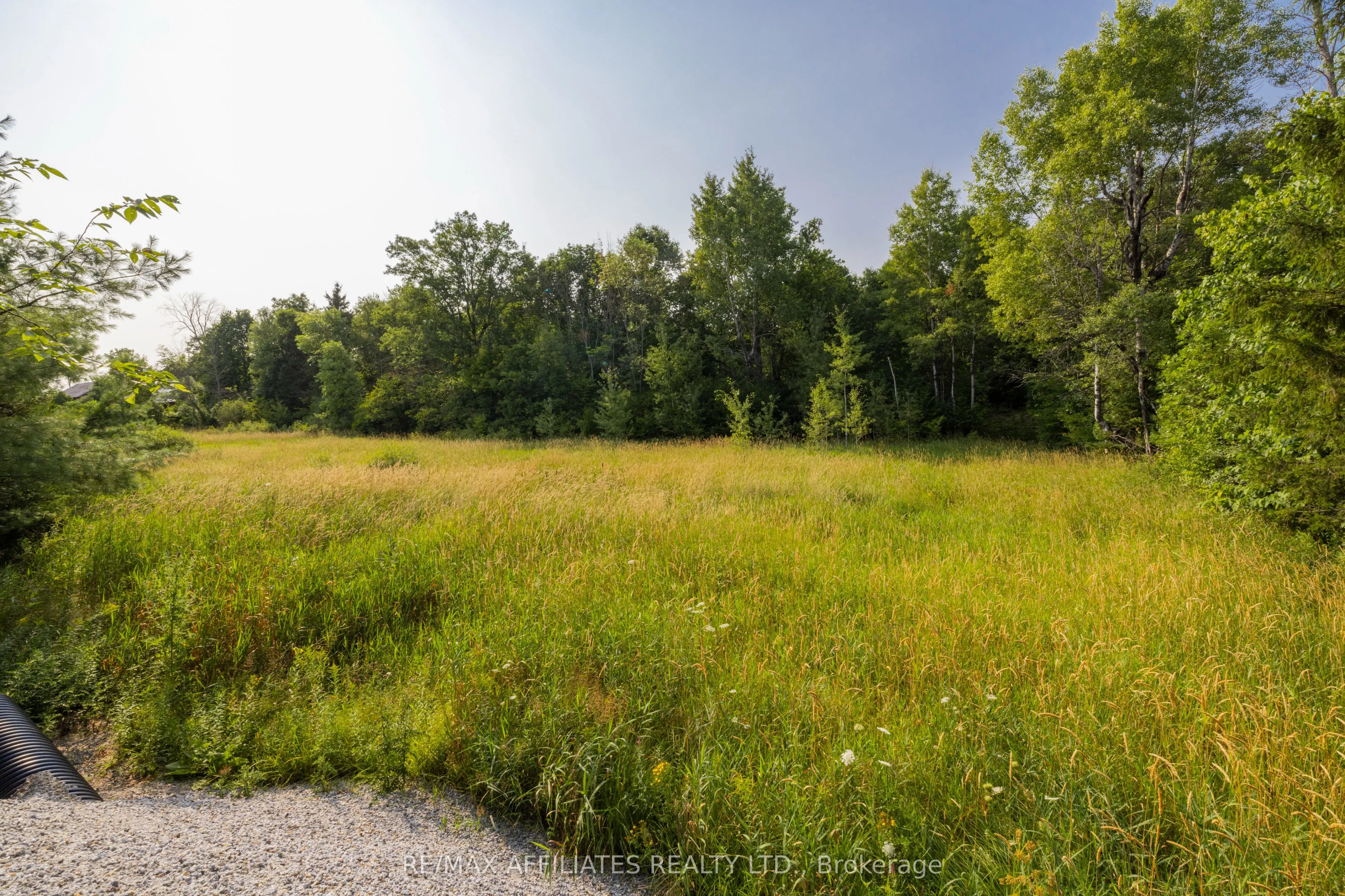 752 Bennett Lake Road