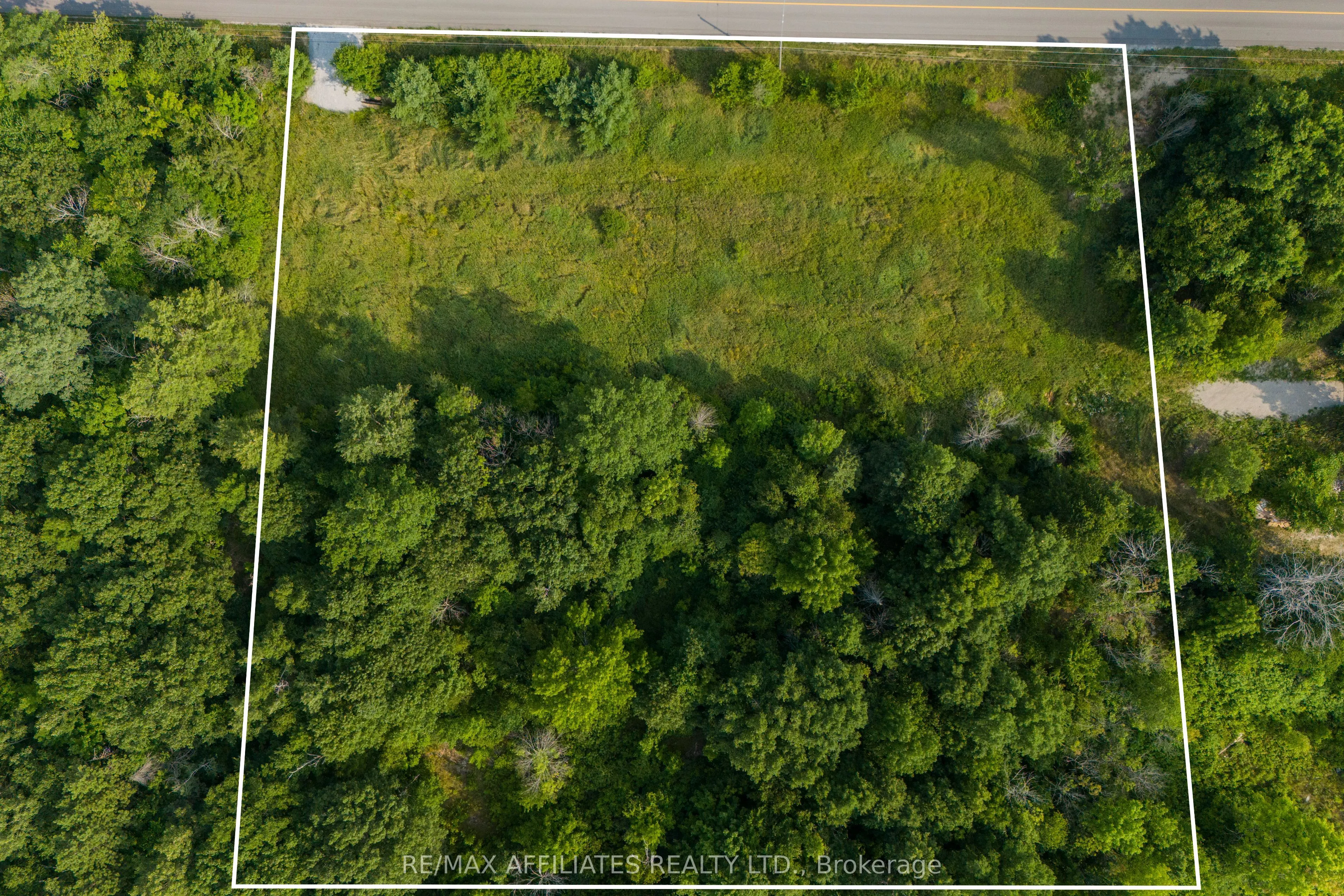 752 Bennett Lake Road