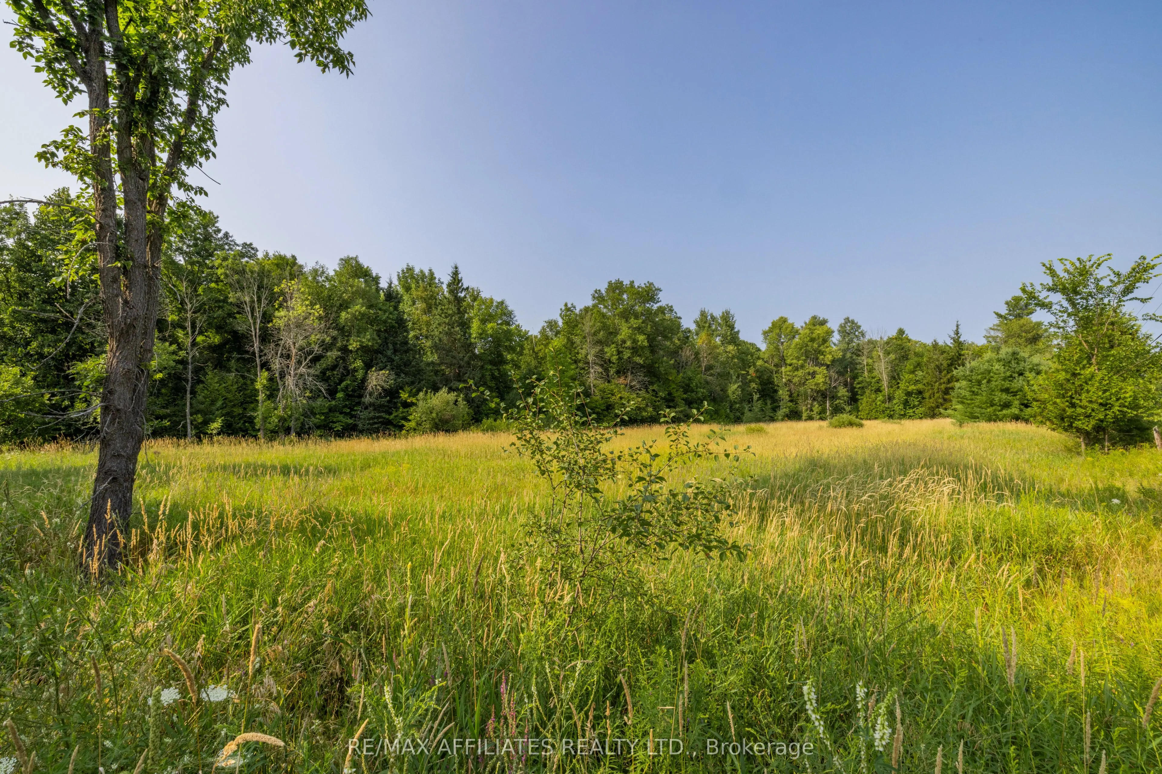 752 Bennett Lake Road