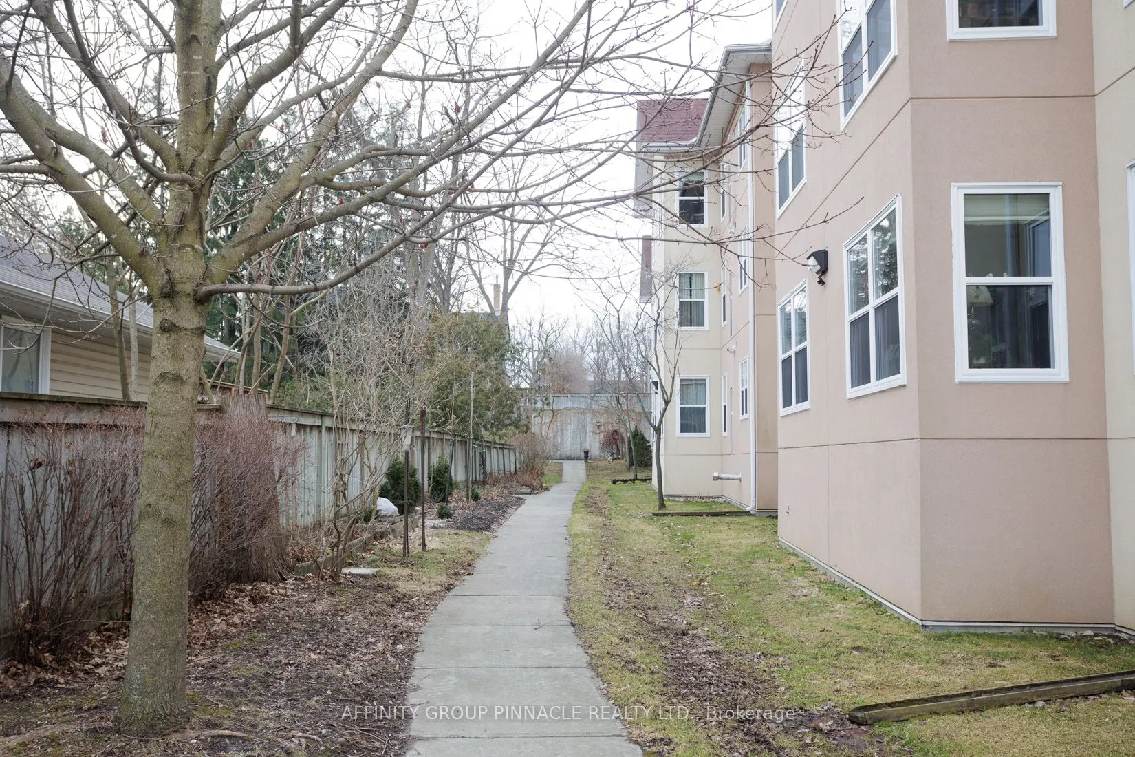 8 Huron Street, #312