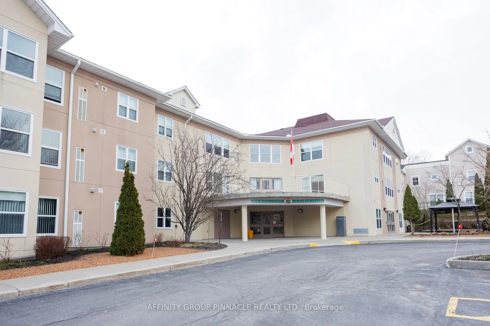 8 Huron Street, #312