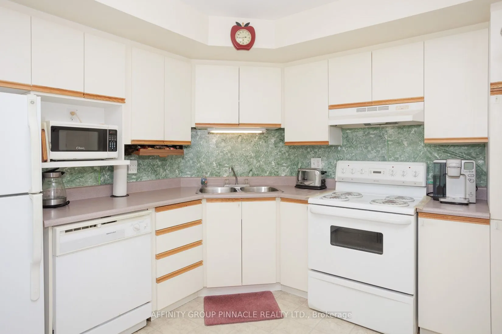 8 Huron Street, #312