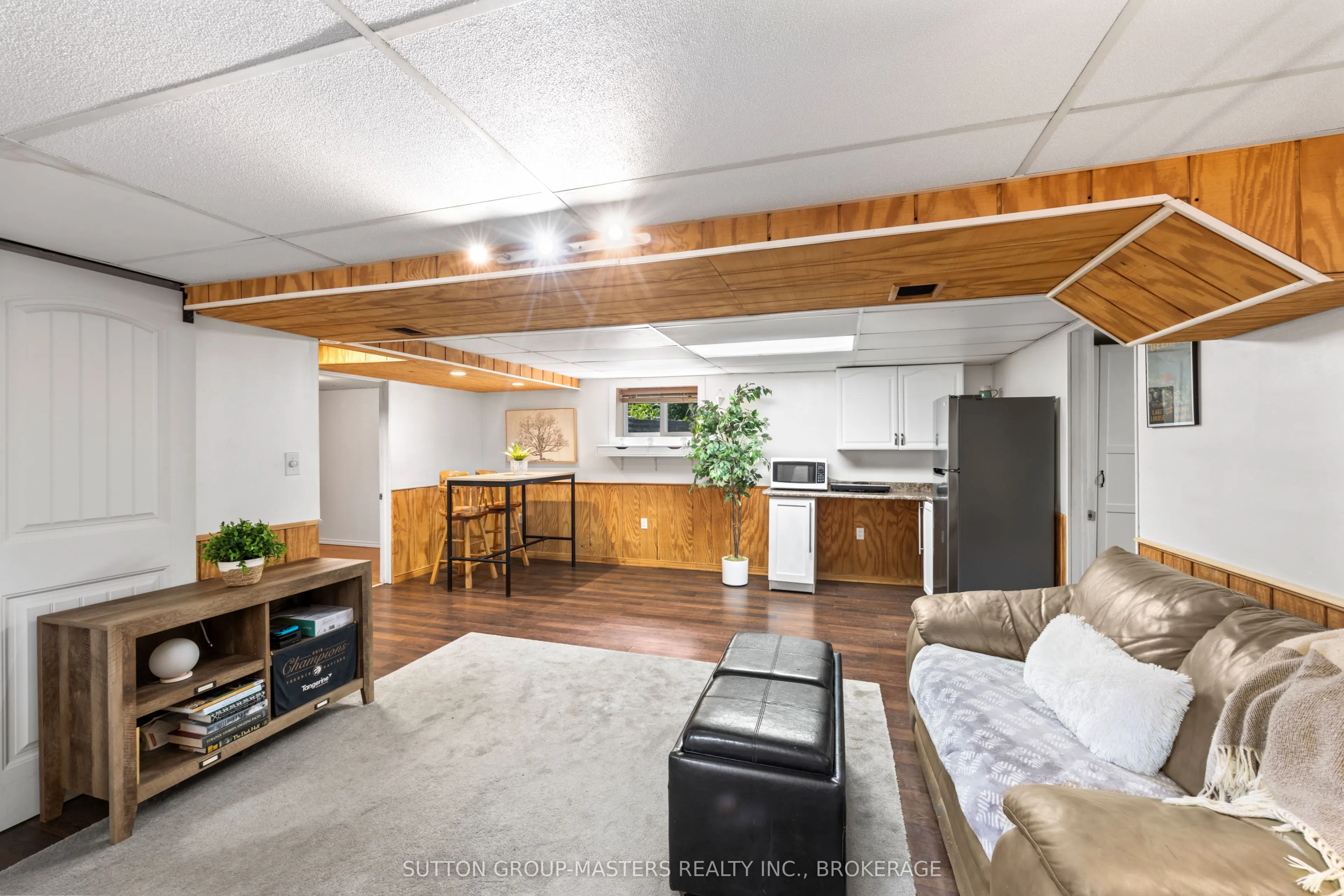 3896 Highway 15