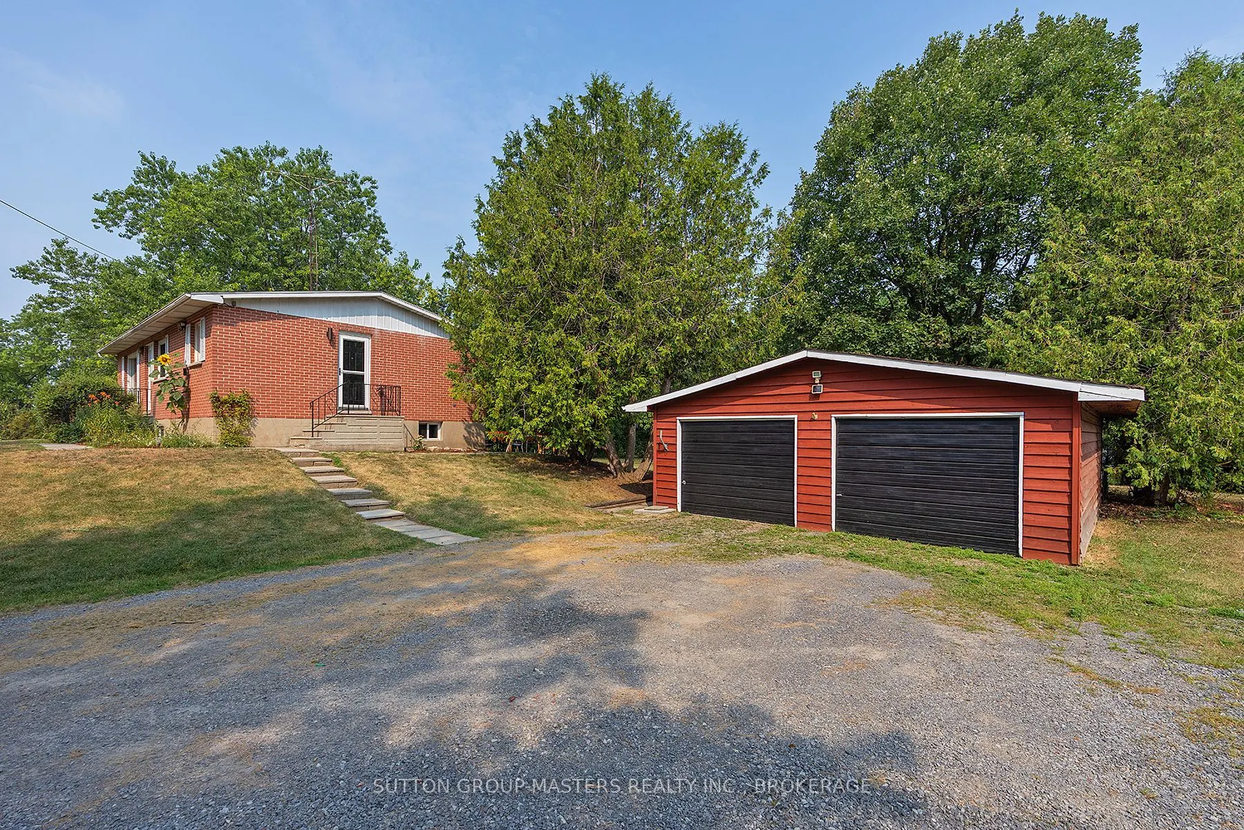 3896 Highway 15