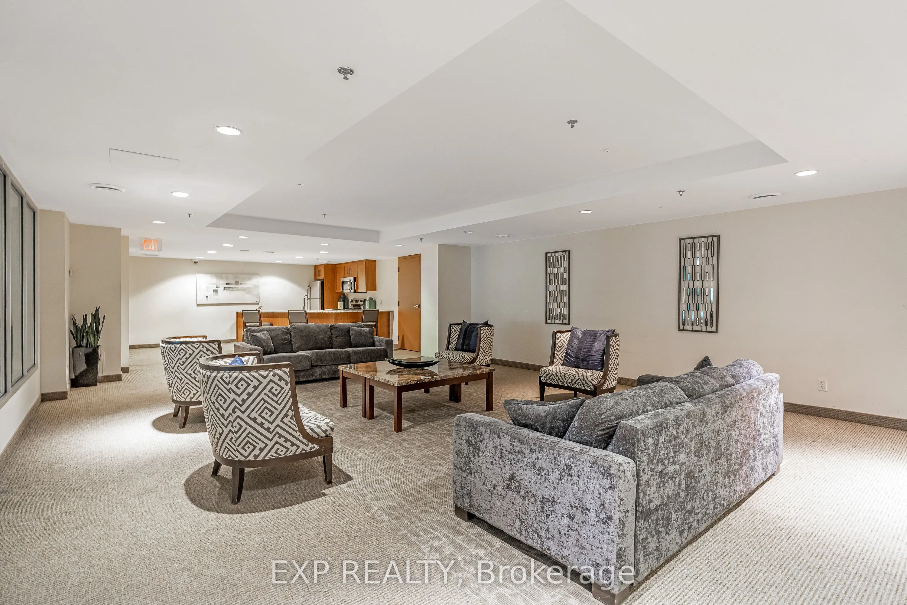 242 Rideau Street, #2606