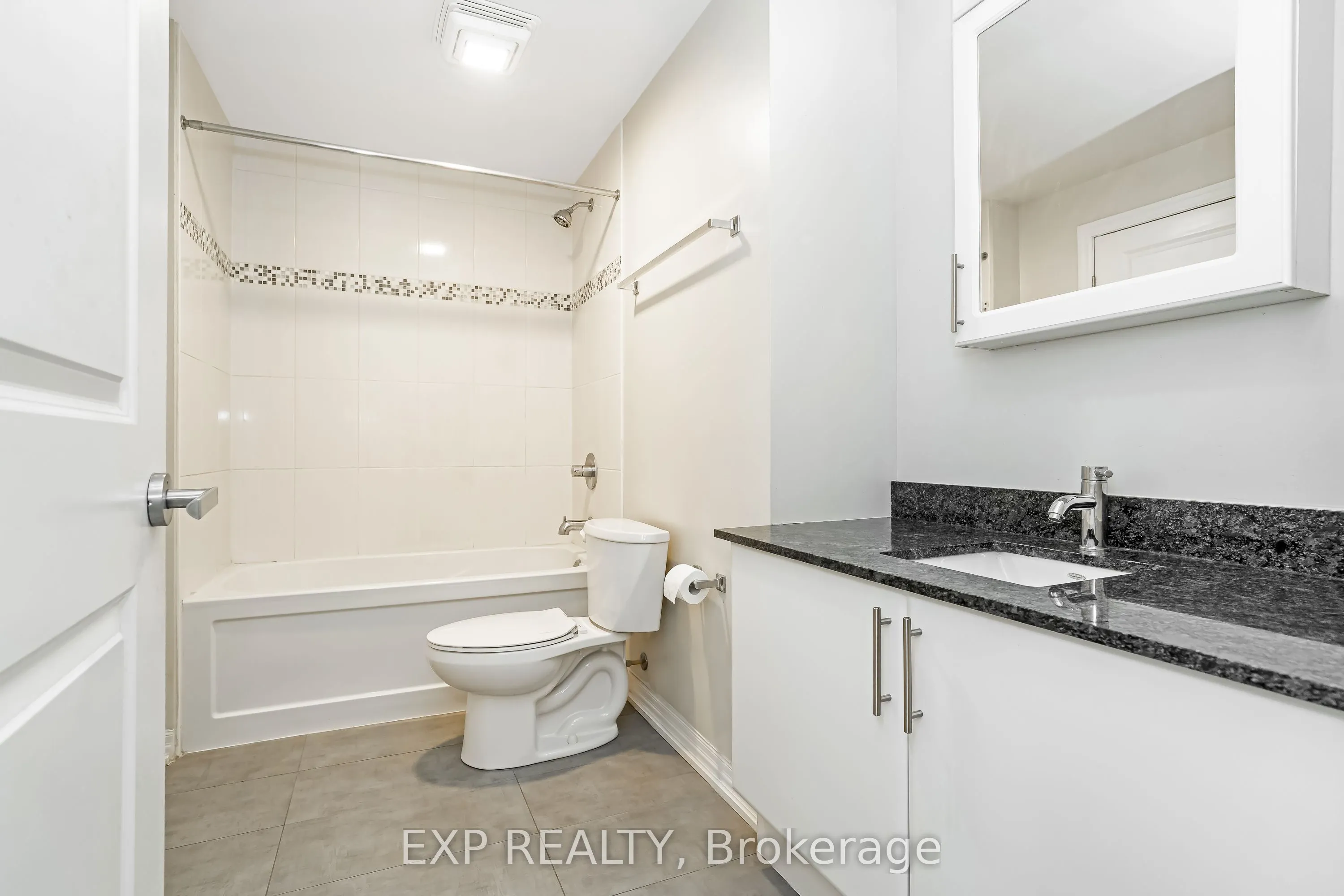 242 Rideau Street, #2606
