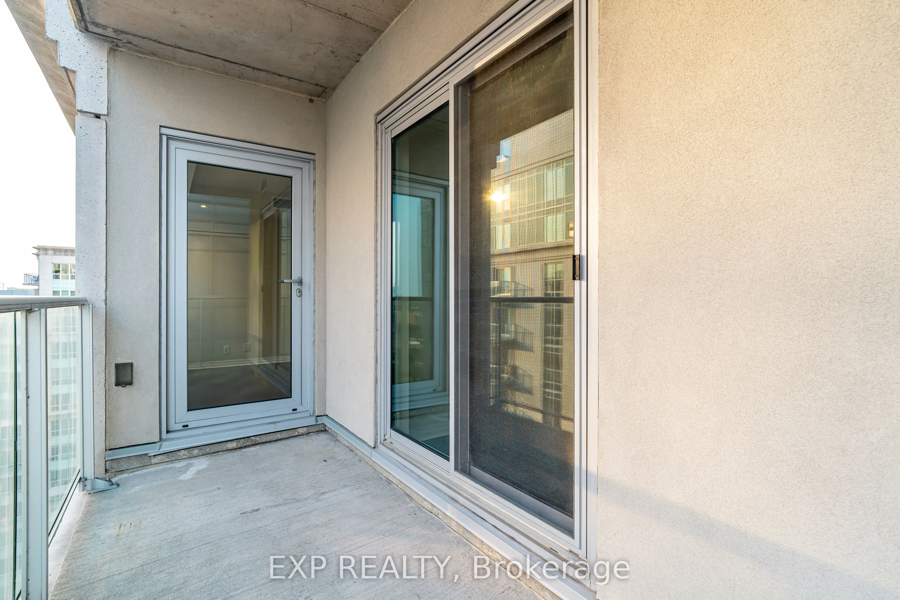 242 Rideau Street, #2606