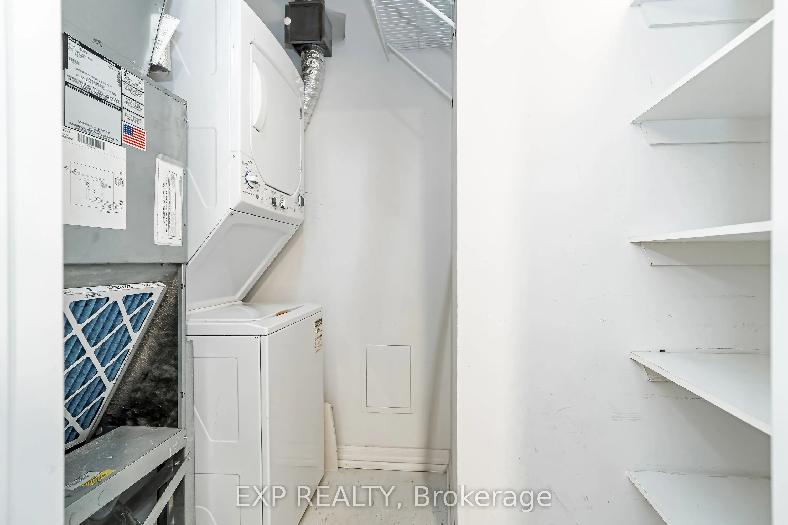 242 Rideau Street, #2606