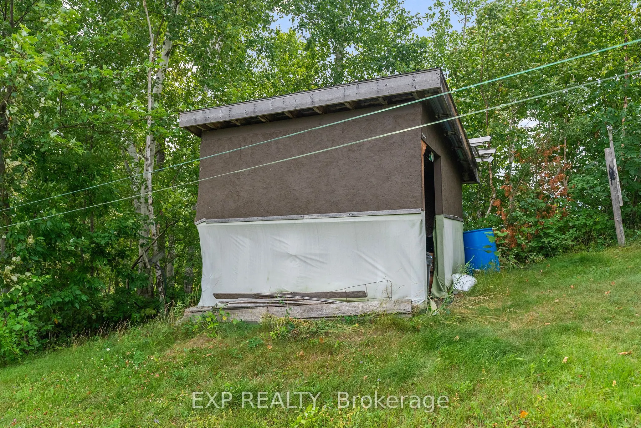328 Horseshoe Lane