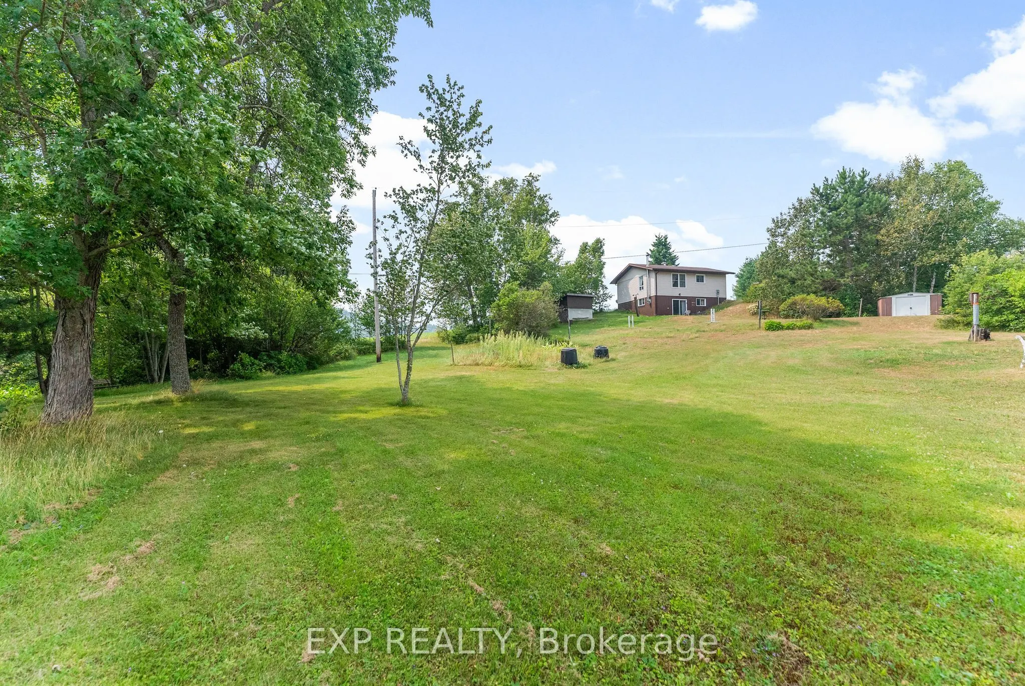 328 Horseshoe Lane