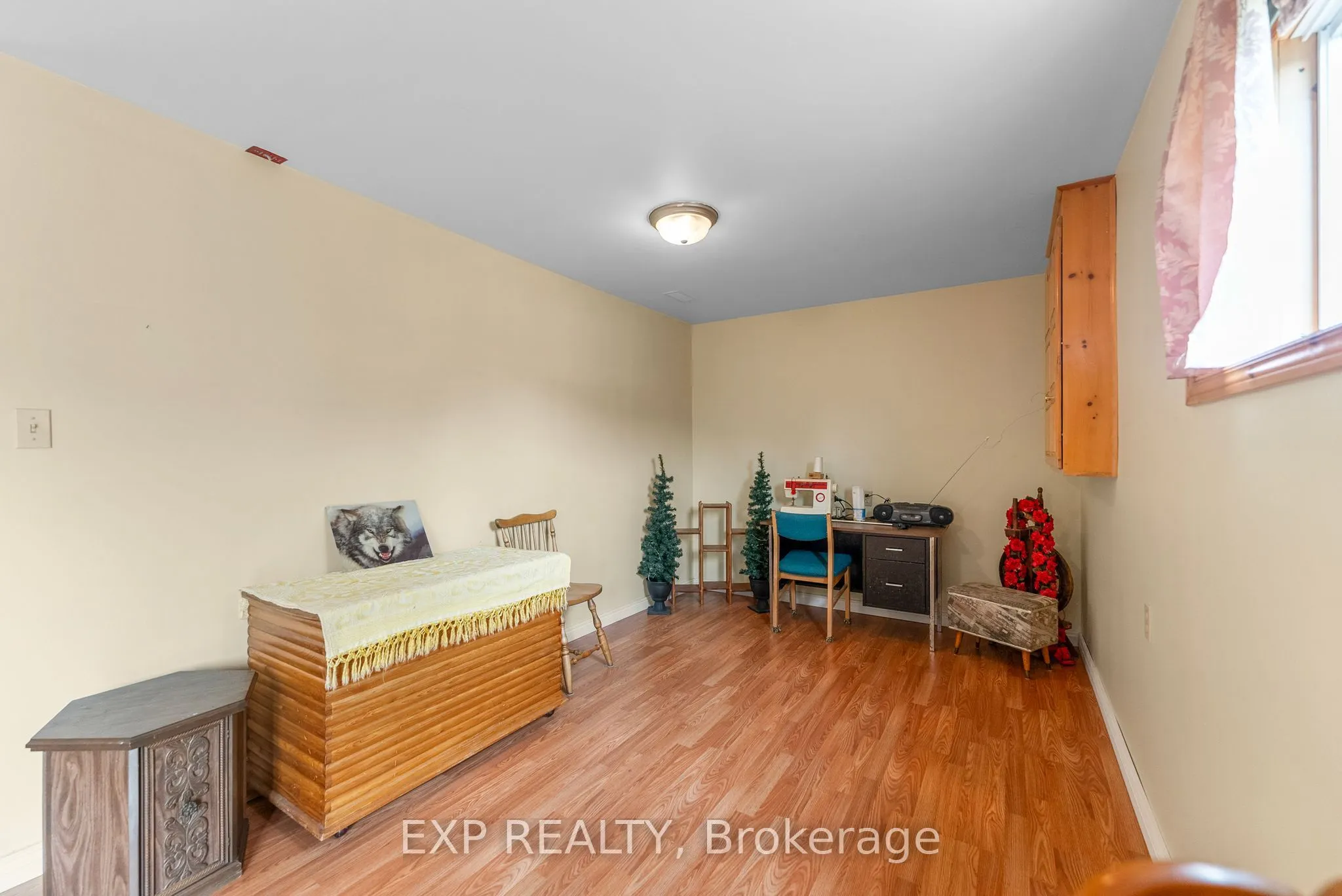 328 Horseshoe Lane
