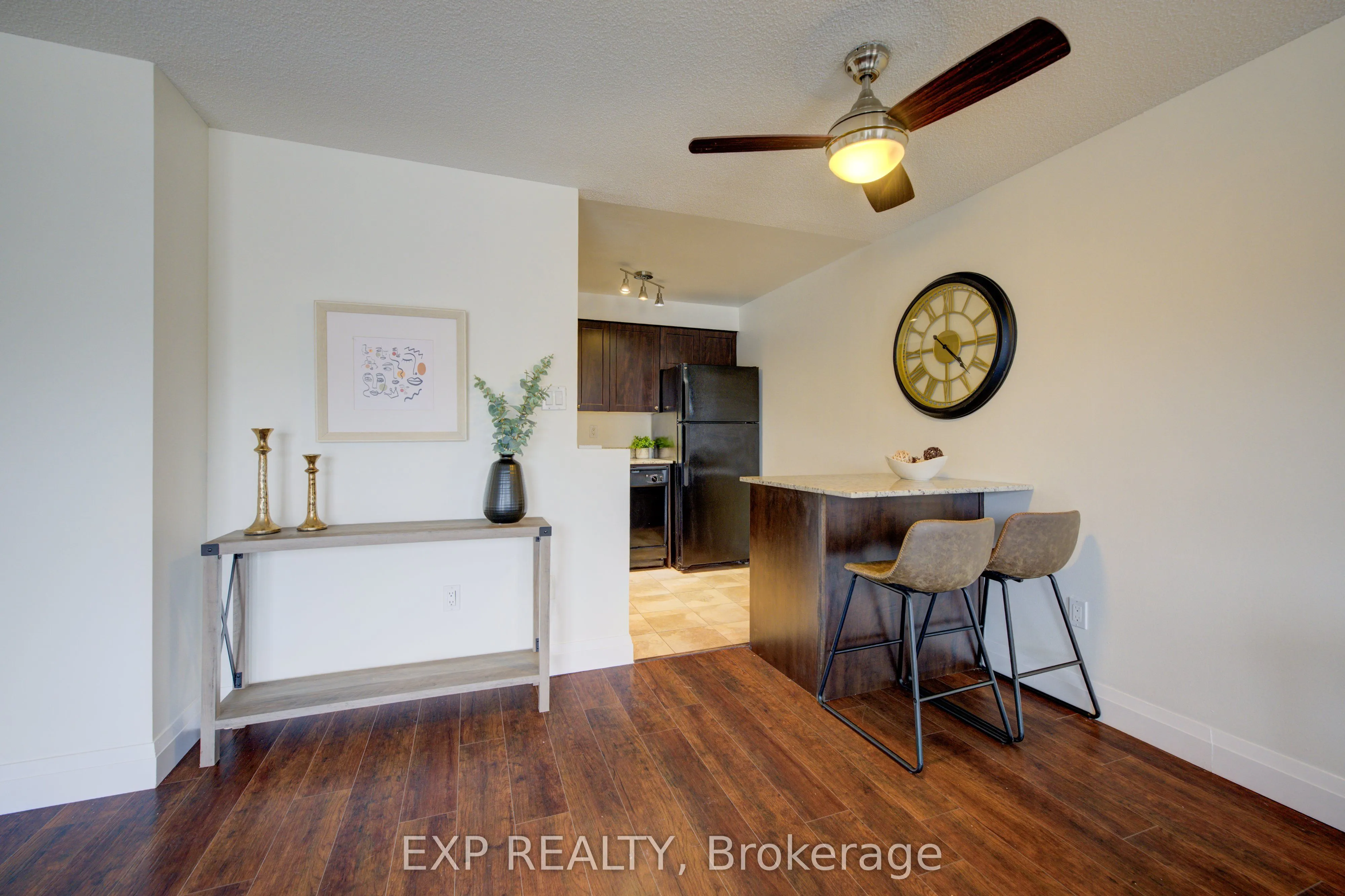 271 Eiwo Court, #208