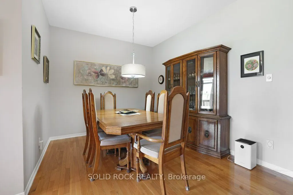 561 Chapel Park Private