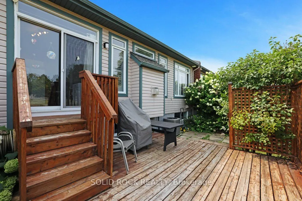 561 Chapel Park Private