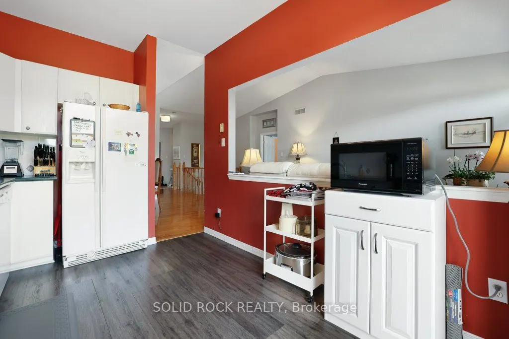 561 Chapel Park Private