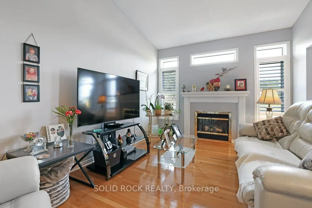 561 Chapel Park Private