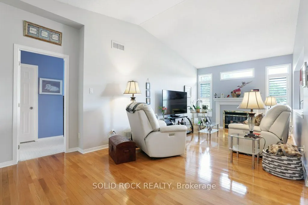 561 Chapel Park Private