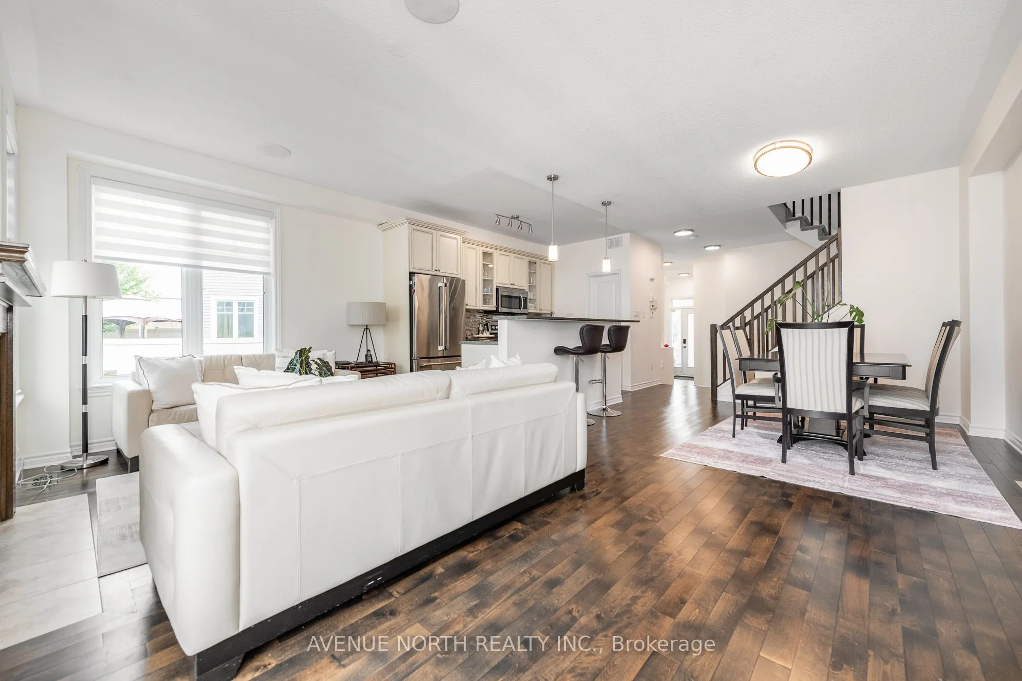 448 Rochefort Circle