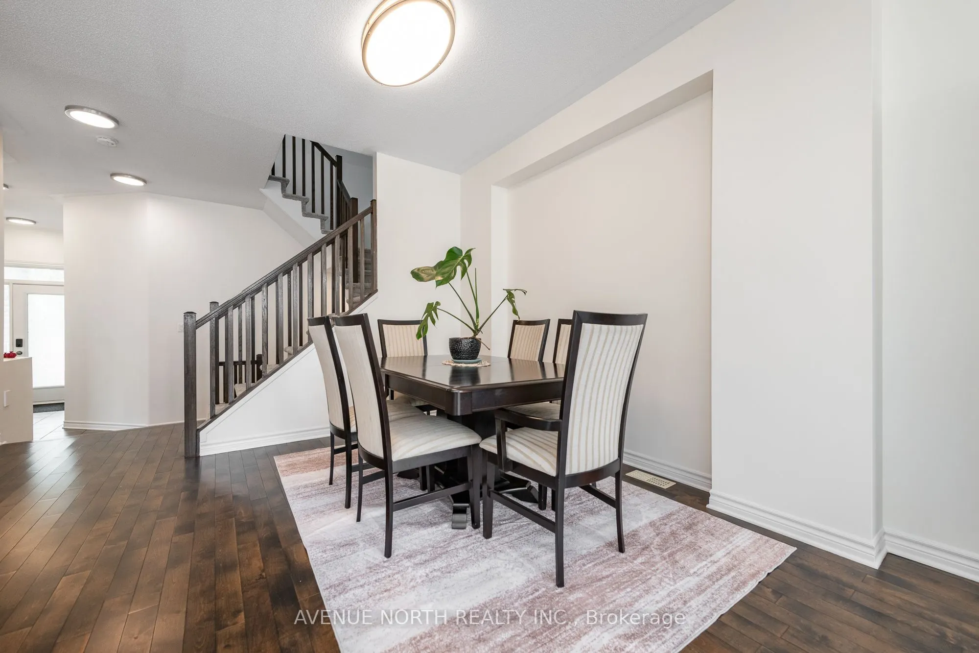 448 Rochefort Circle
