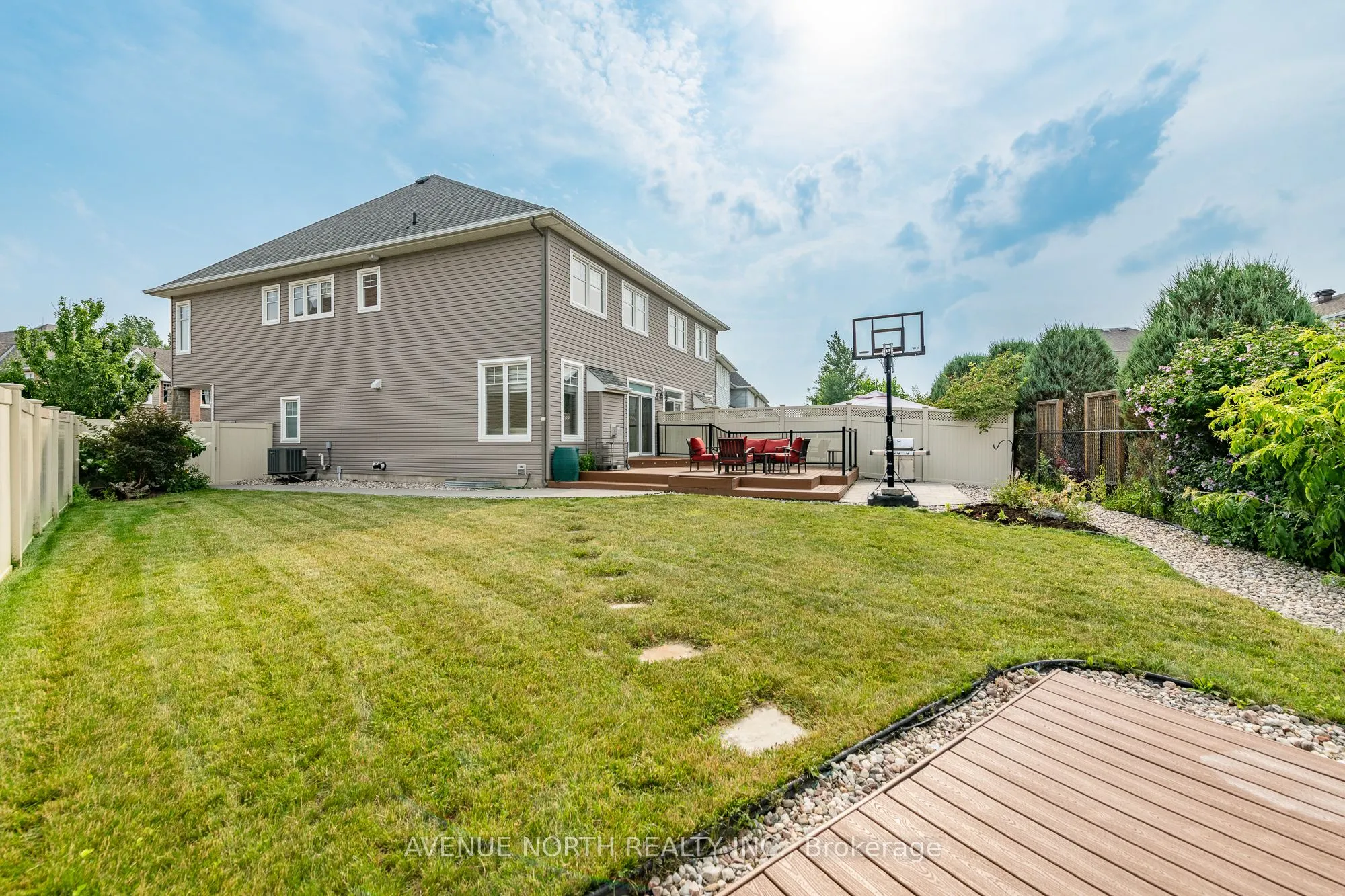 448 Rochefort Circle