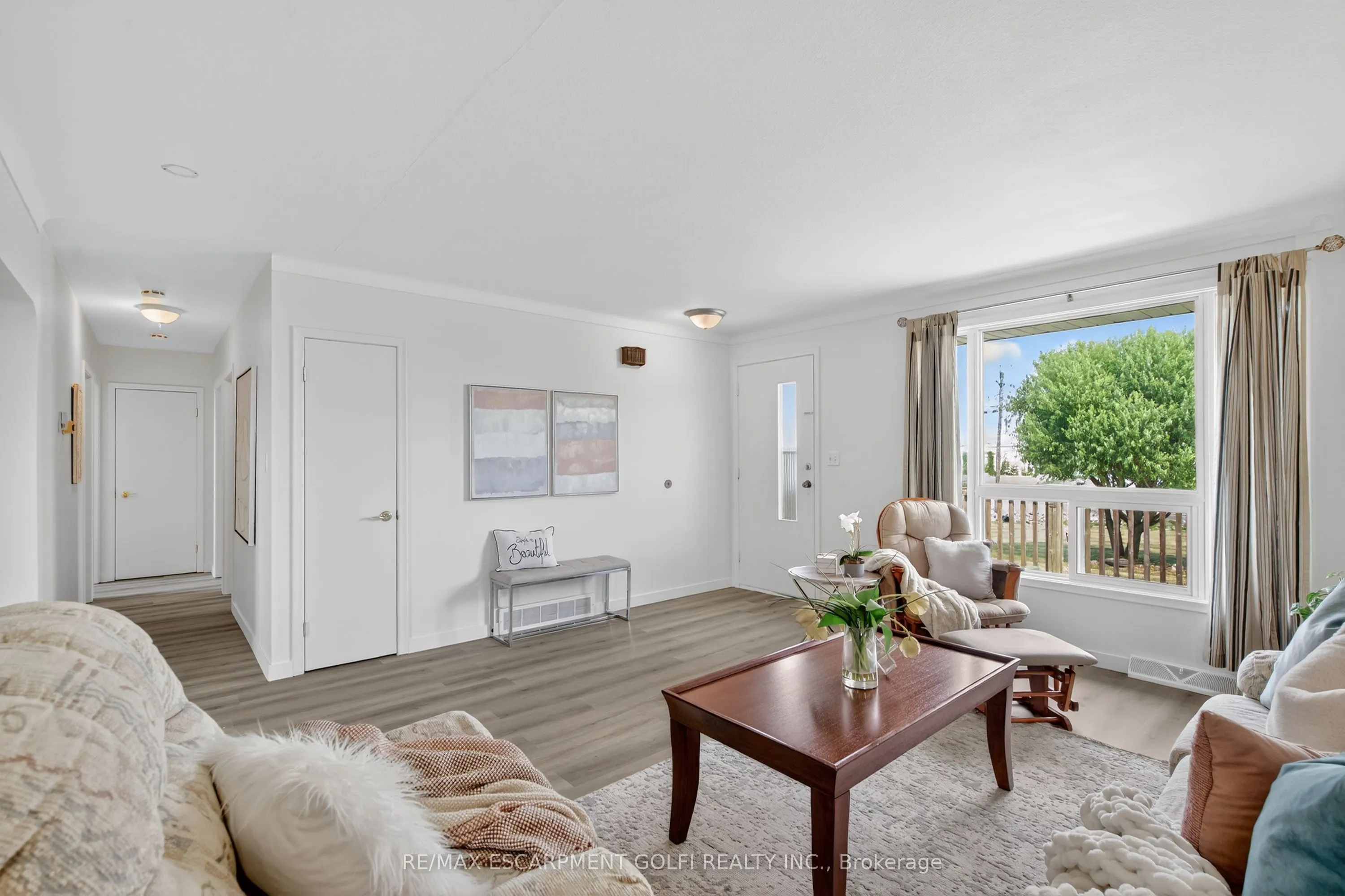 2041 Third Street Louth